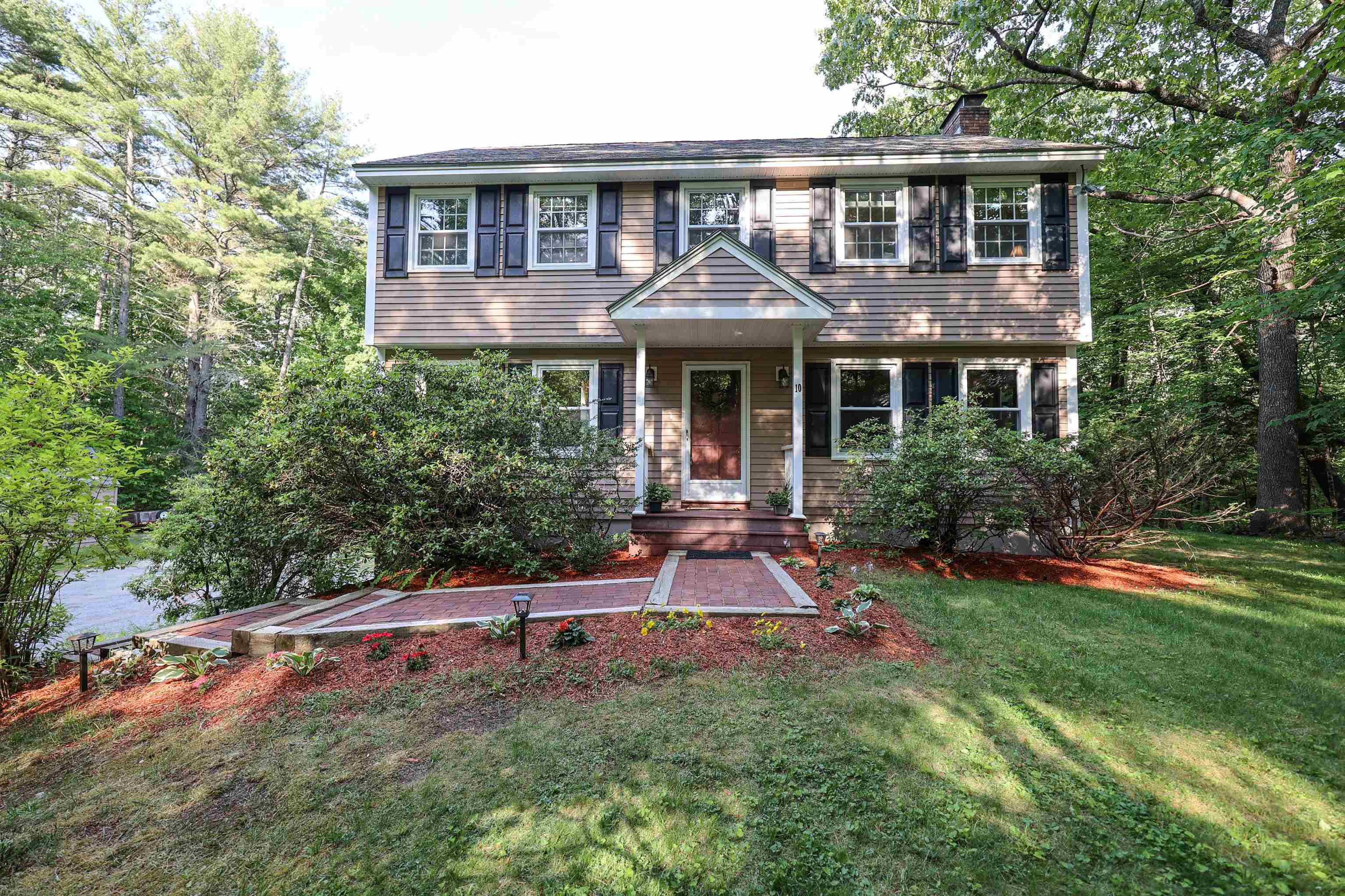 10 Wentworth Dr, Bedford, NH 03110 MLS 4913033 Coldwell Banker