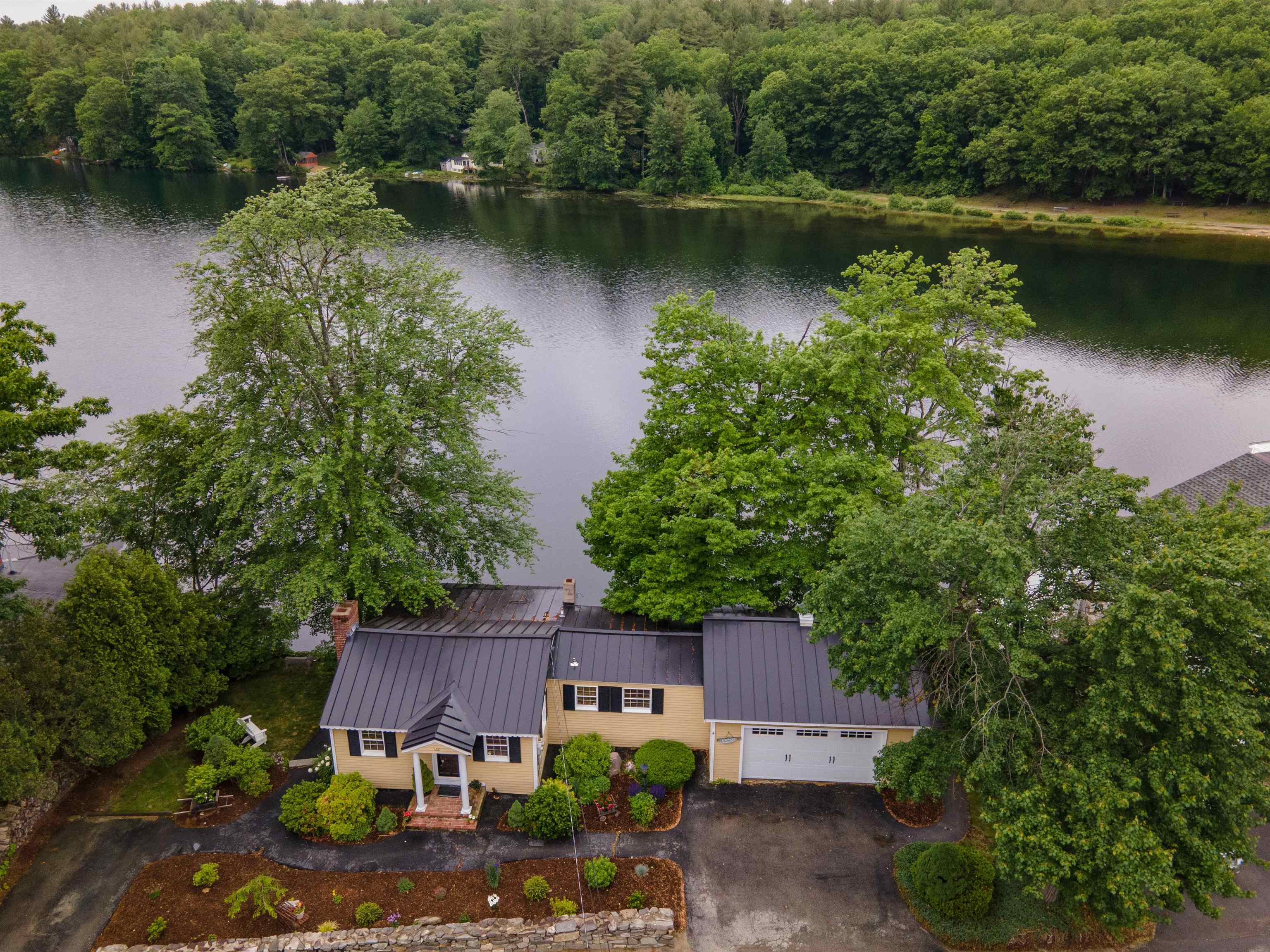 122 Silver Lake Rd, Hollis, NH 03049 MLS 4913844 Coldwell Banker