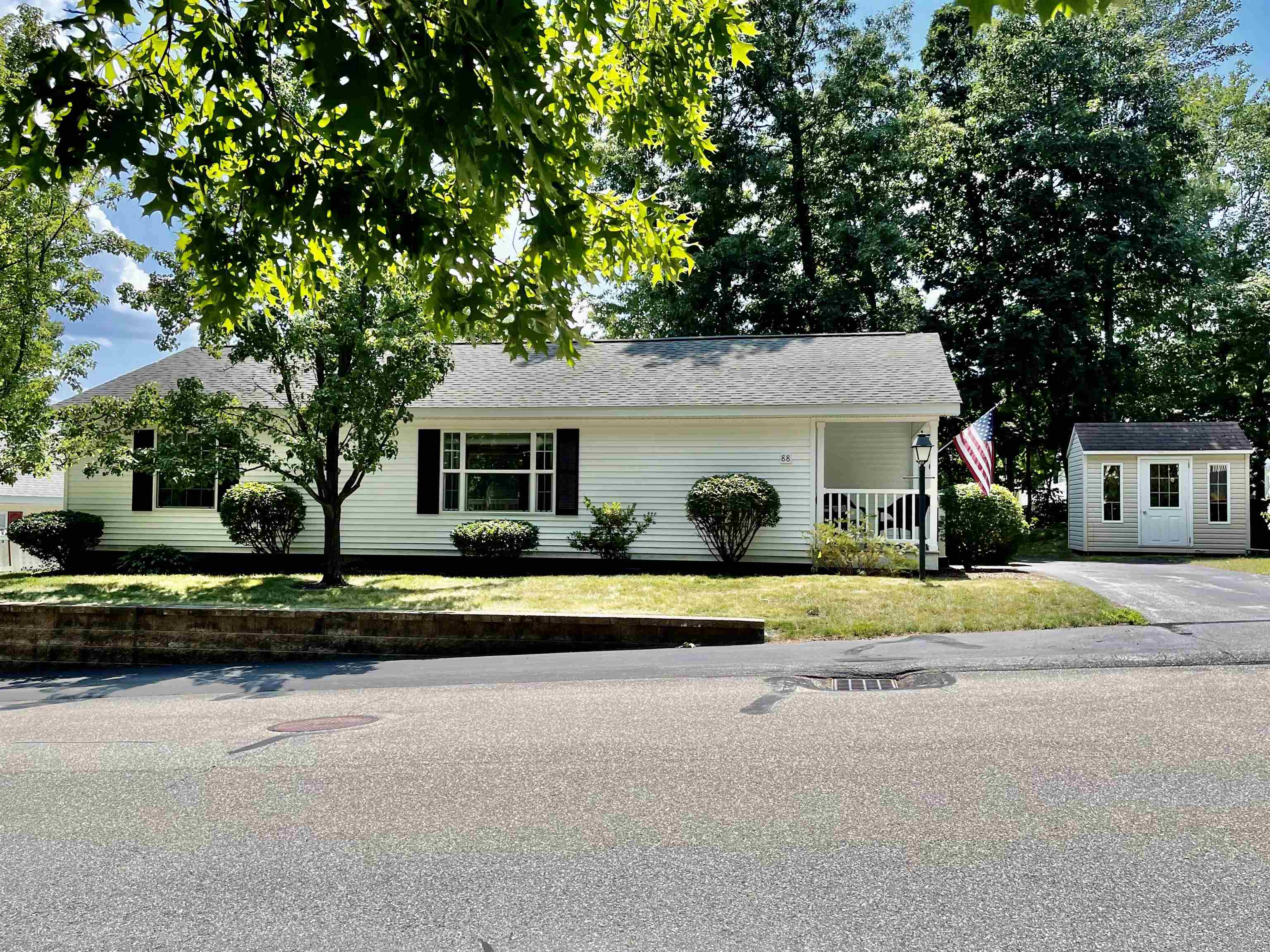 88 Ledgewood Way, Manchester, NH 03104 MLS 4922291 Coldwell Banker