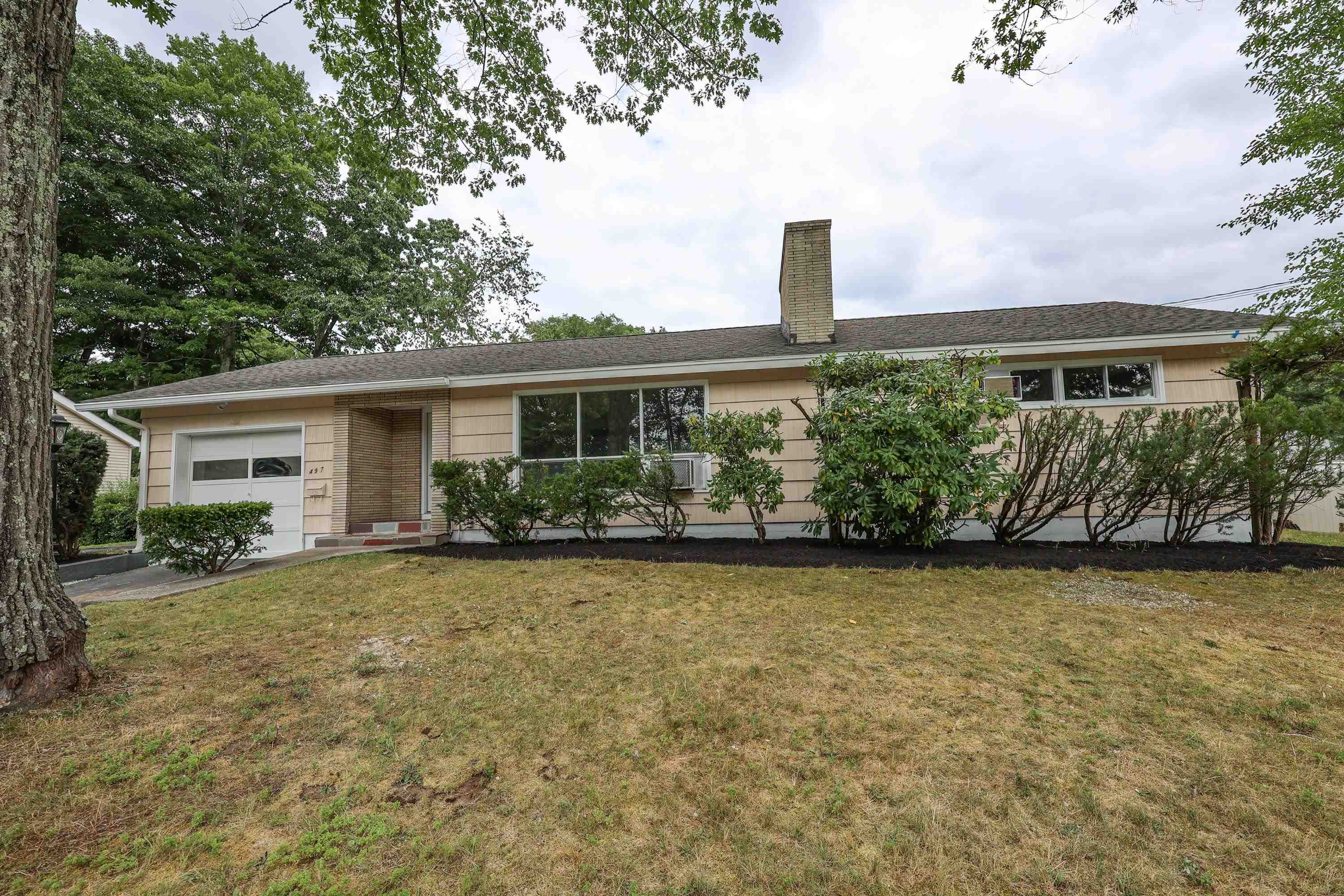 497 Oak St, Manchester, NH 03104 MLS 4925174 Coldwell Banker