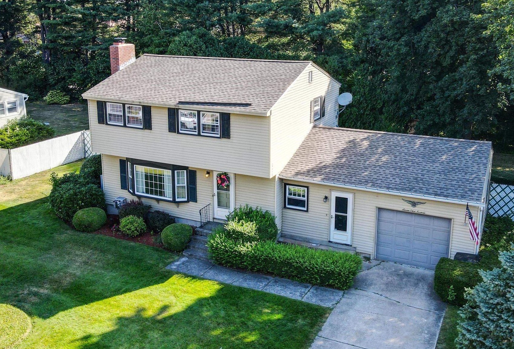 7 Ohio Ave, Nashua, NH 03060 MLS 4926330 Coldwell Banker