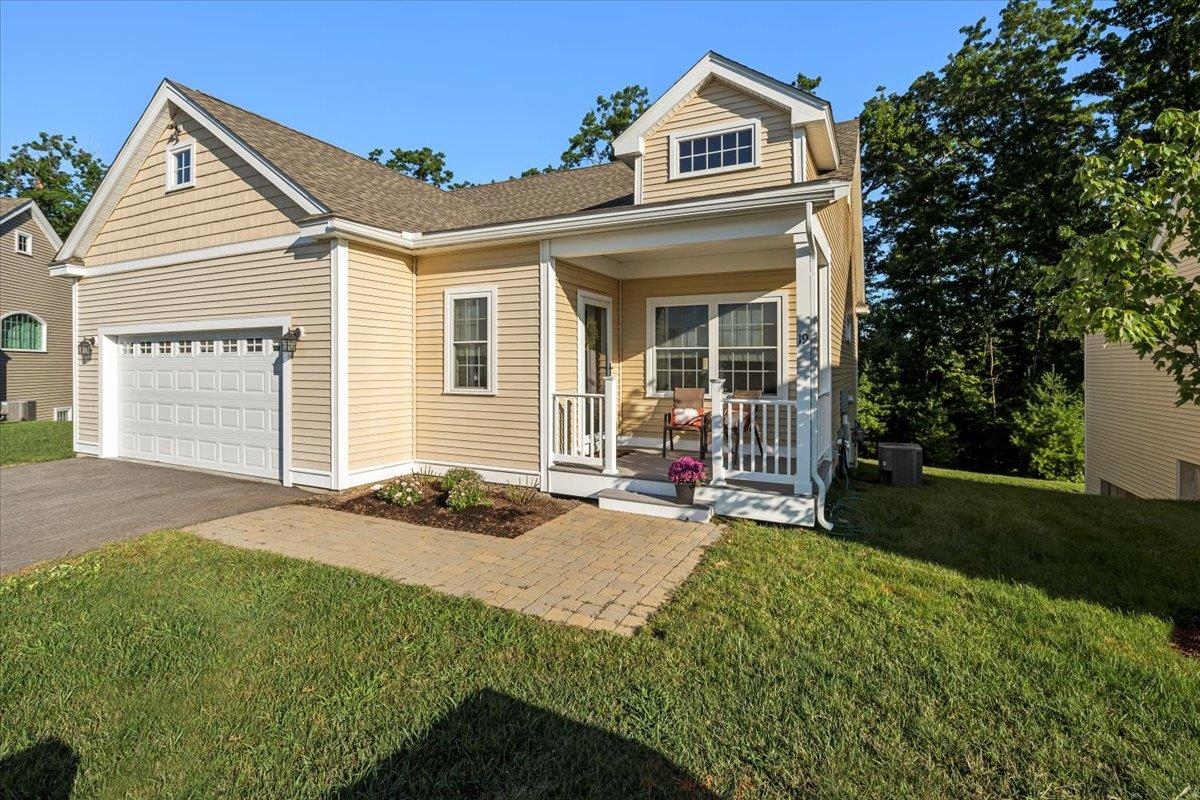 19 Dunstable Cir, Merrimack, NH 03054 MLS 4928599 Coldwell Banker
