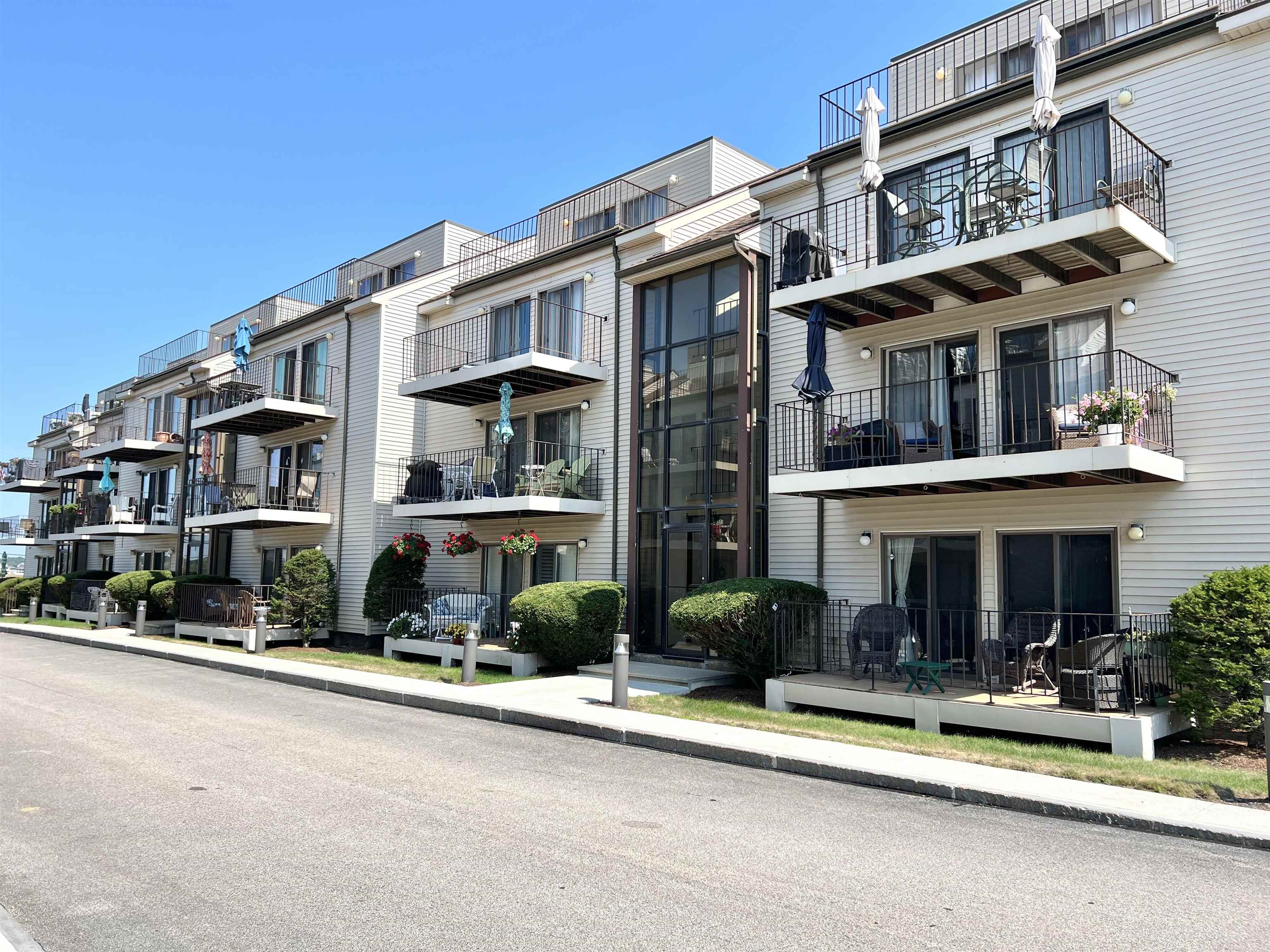 463 Ocean Blvd B9, Hampton, NH 03842 MLS 4929062 Coldwell Banker