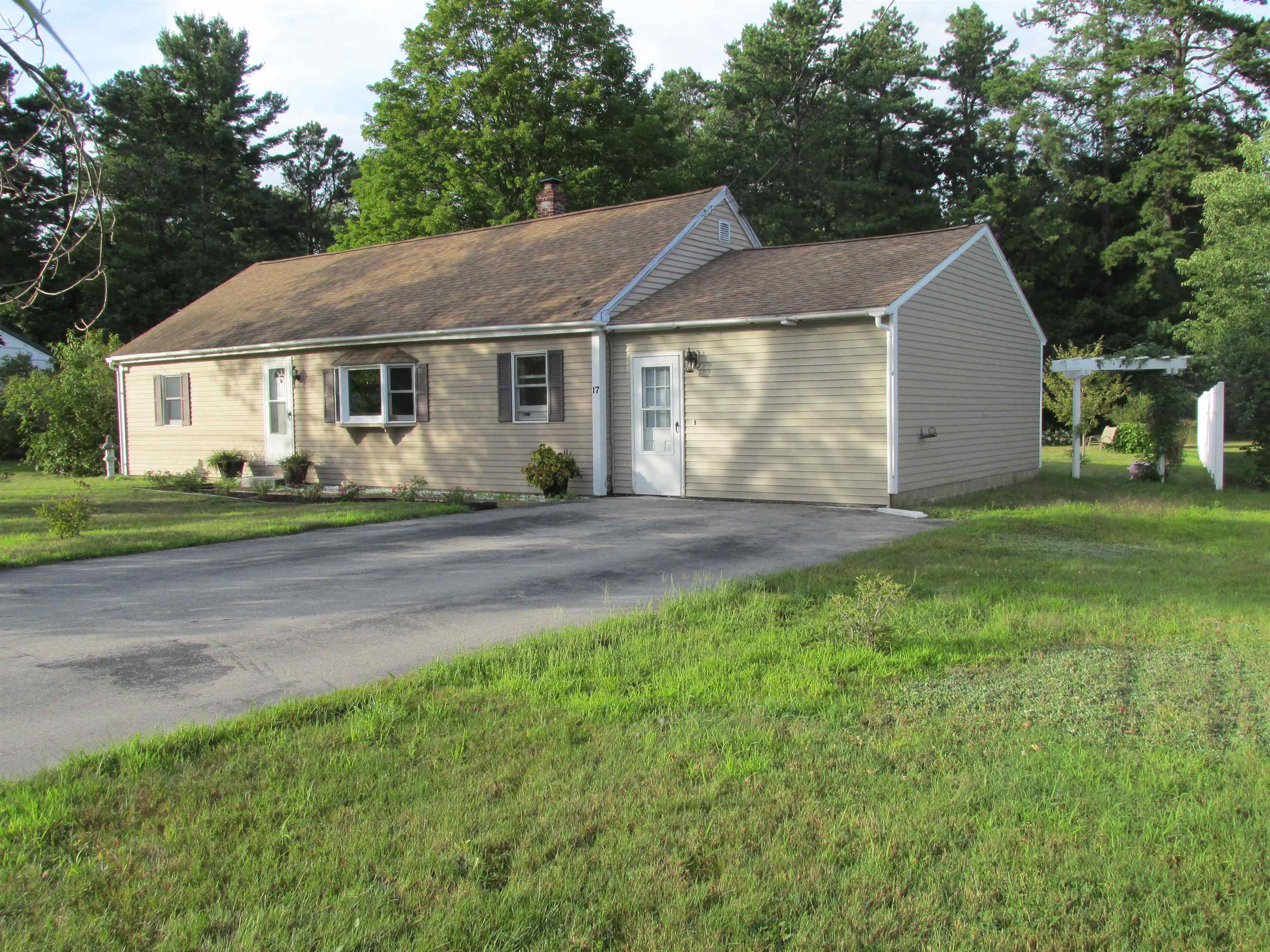 17 Allard St, Concord, NH 03301 MLS 4929085 Coldwell Banker