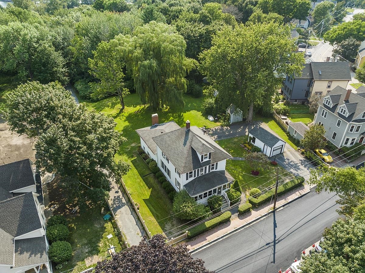 28 New Castle Ave, Portsmouth, NH 03801 MLS 4929515 Coldwell Banker