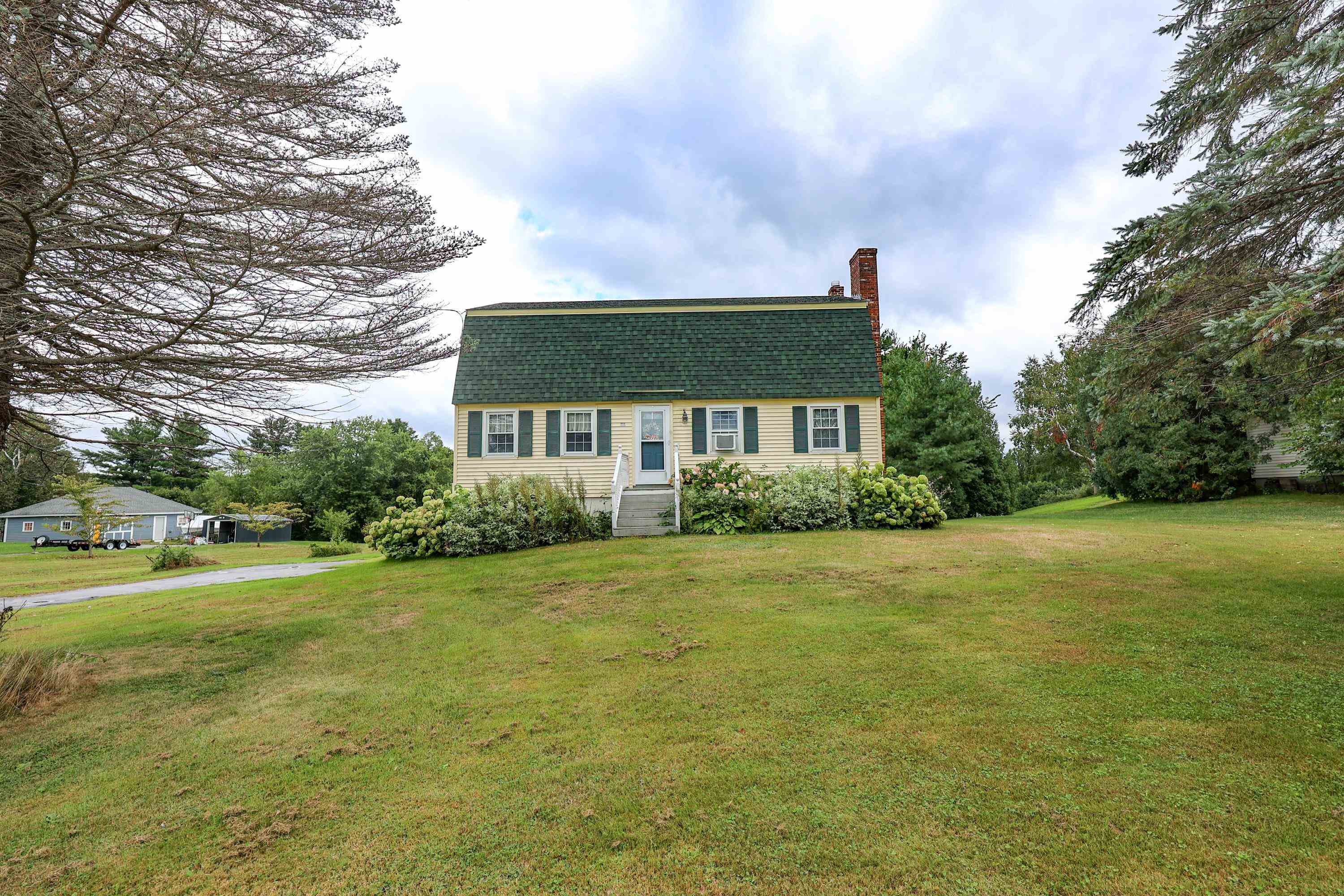 71 Scobie Pond Rd, Derry, NH 03038 MLS 4929661 Coldwell Banker