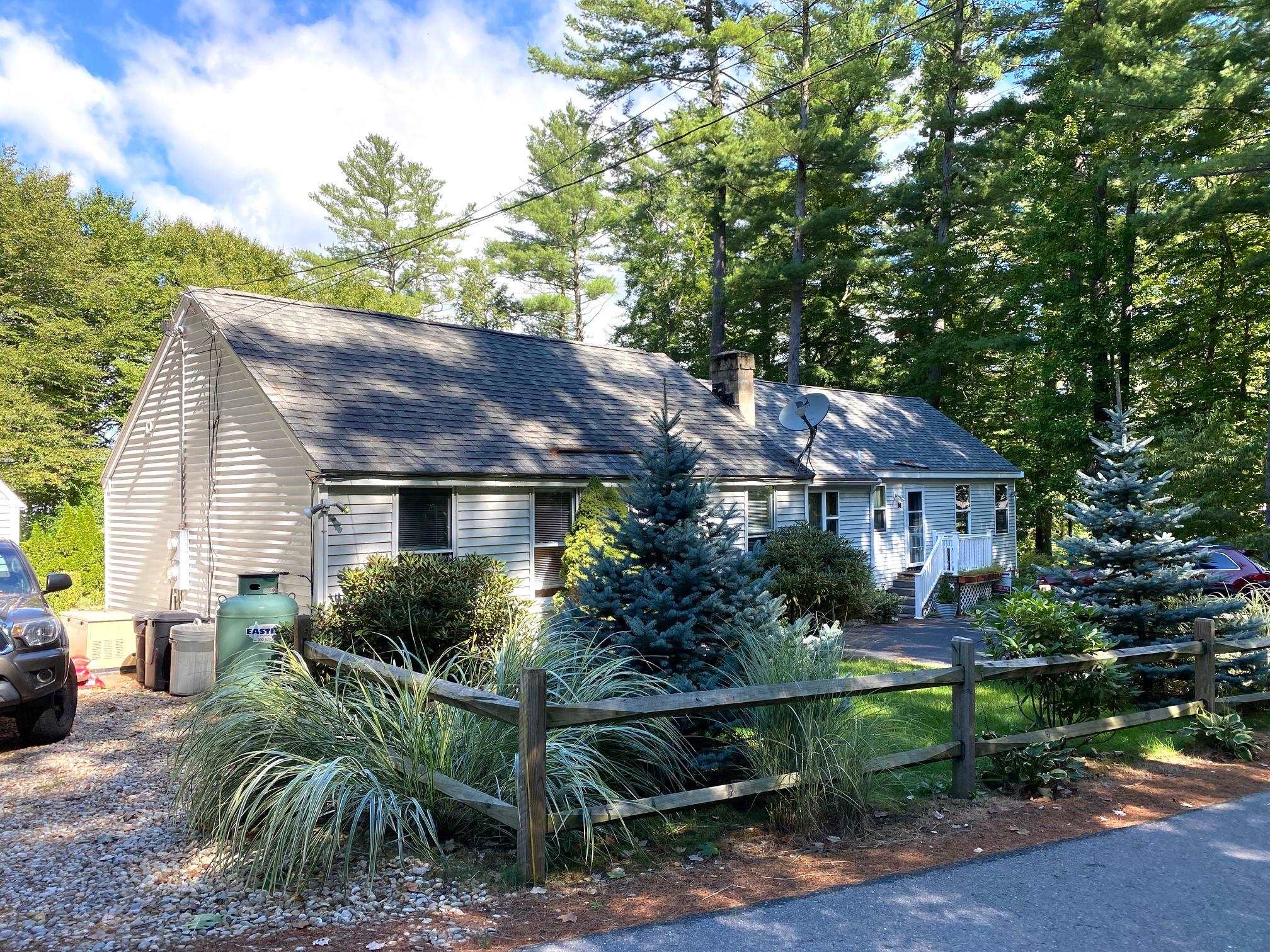 14 Beaver Lake Ave, Derry, NH 03038 MLS 4929673 Coldwell Banker