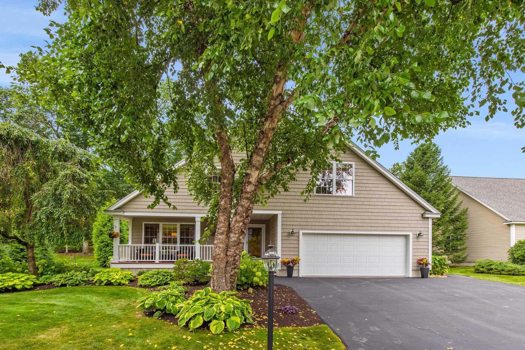 47 Vineyard Dr, Stratham, NH 03885 MLS 4930547 Coldwell Banker