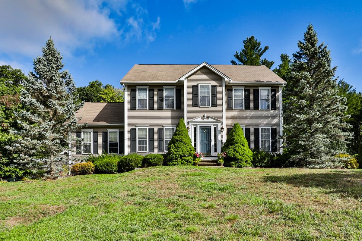 12 Dunbarton Dr, Merrimack, NH 03054 MLS 4931081 Coldwell Banker