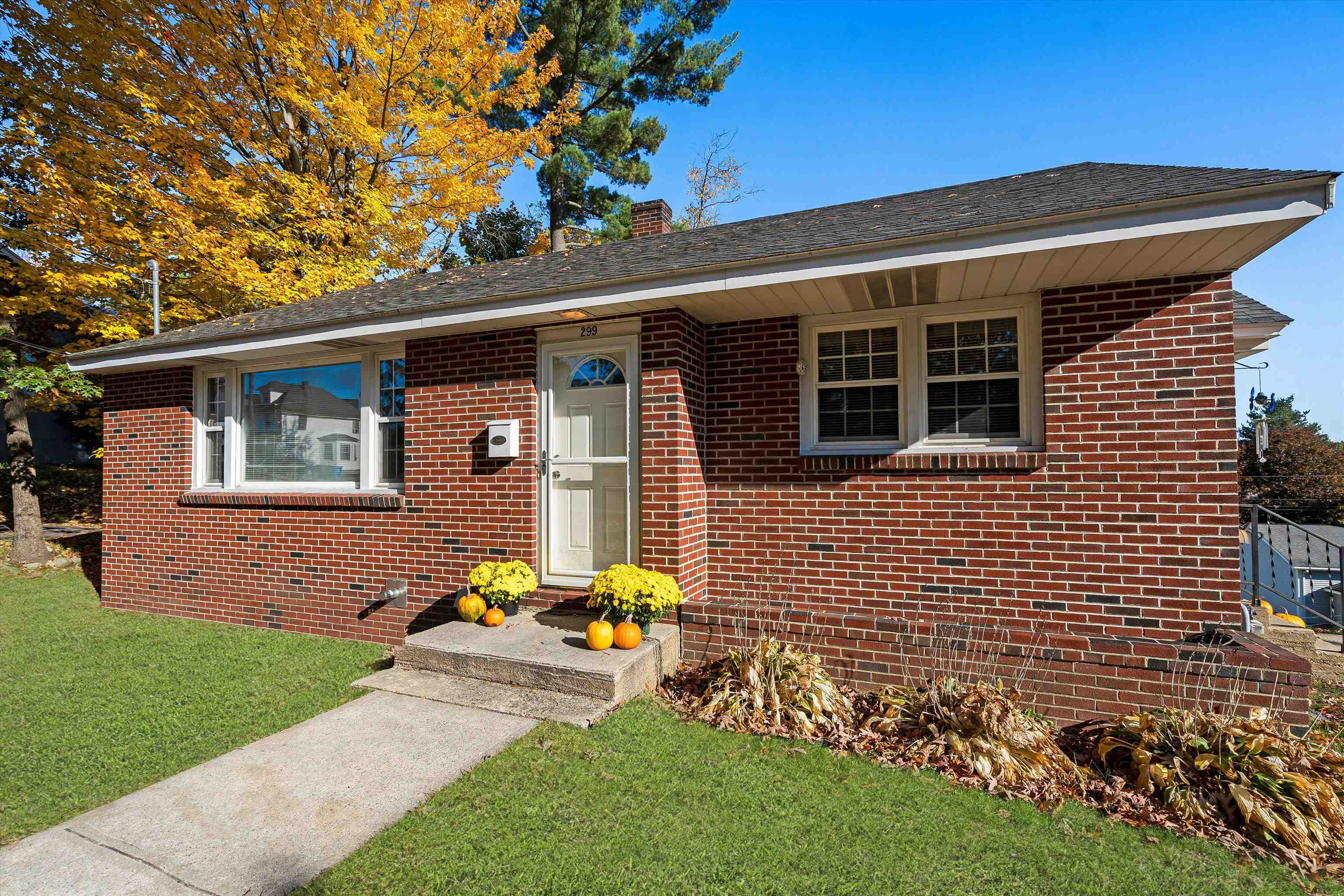 299 Mast Rd, Manchester, NH 03102 MLS 4935032 Coldwell Banker