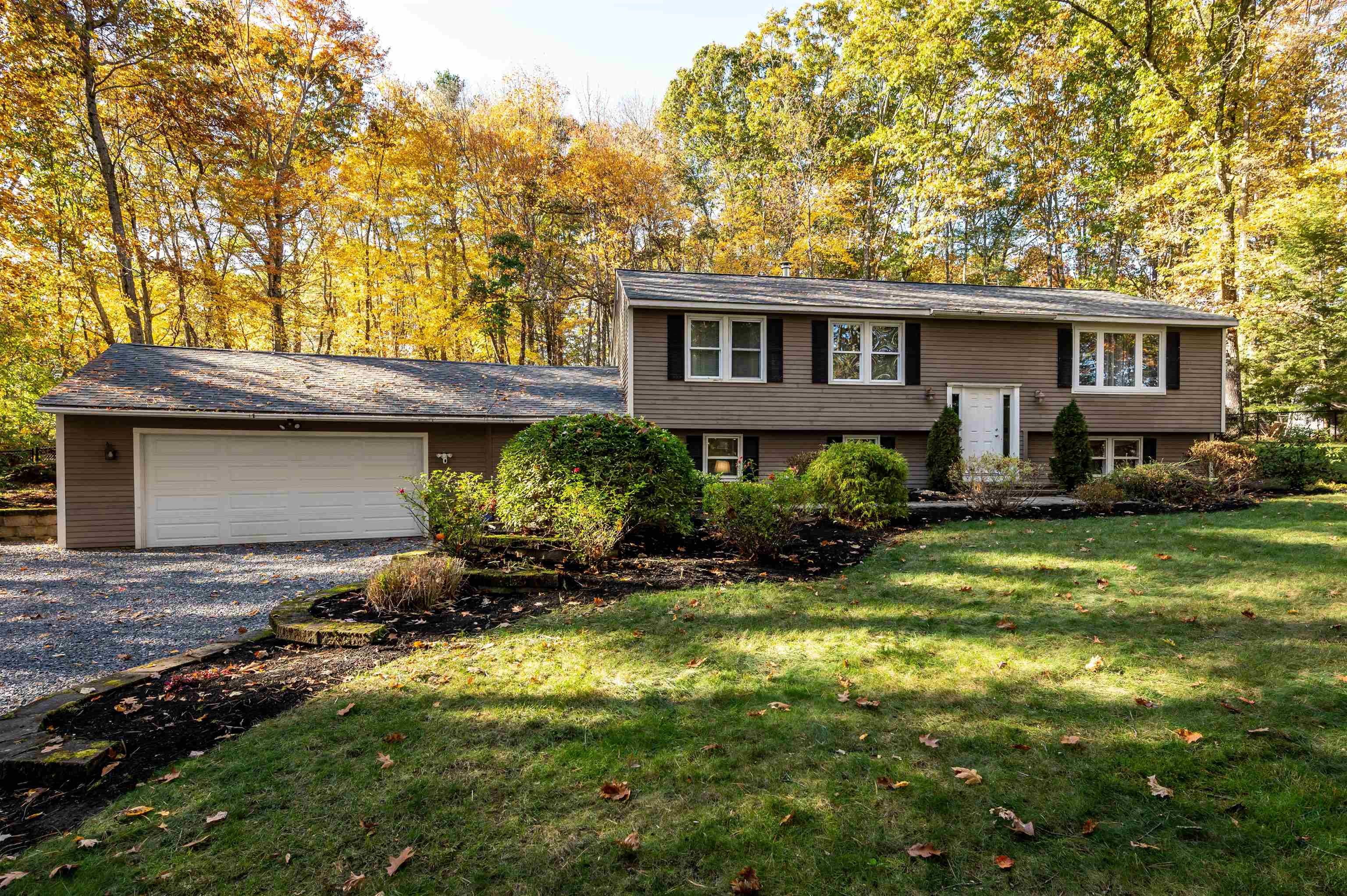 92 Meadowbrook Dr, Barrington, NH 03825 MLS 4935119 Coldwell Banker