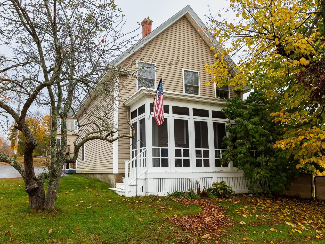 3 High St, Epping, NH 03042 MLS 4935132 Coldwell Banker