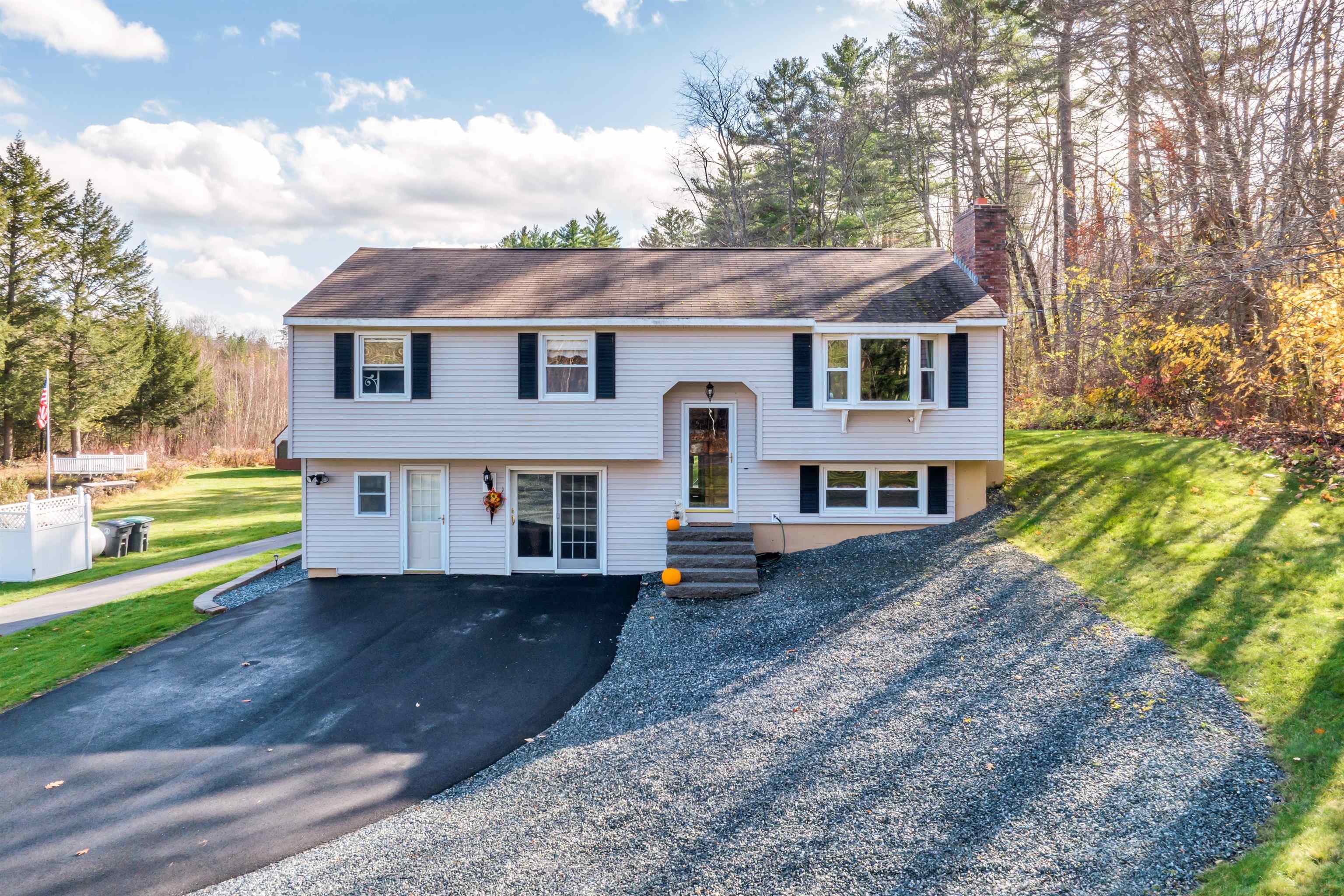 647 Cross Country Rd, Pembroke, NH 03275 MLS 4936451 Coldwell Banker