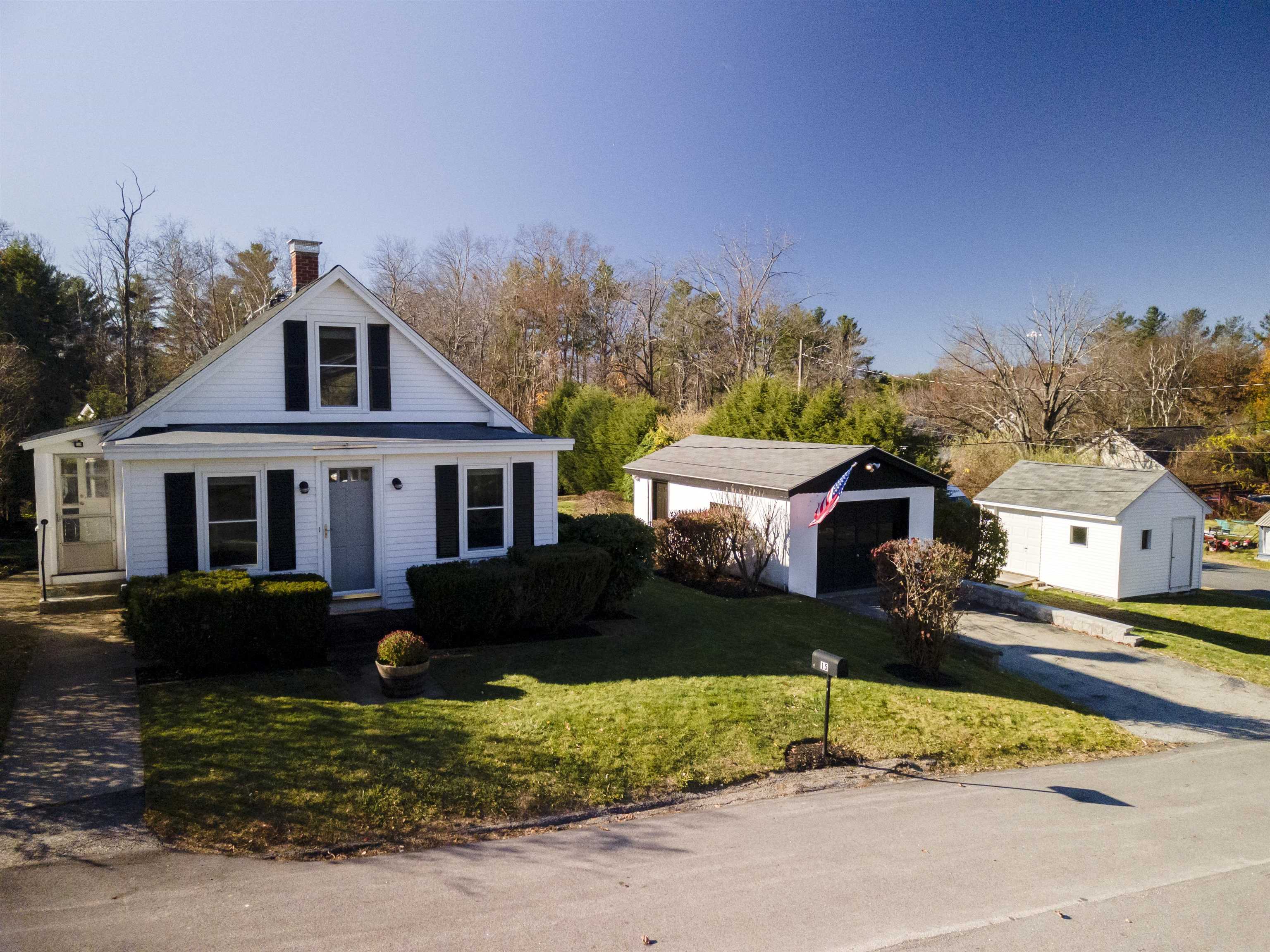 15 Stearns Ave, Hooksett, NH 03106 MLS 4936632 Coldwell Banker