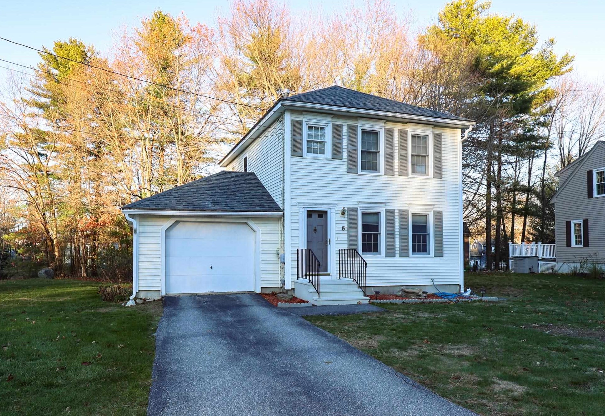 5 Burgundy Dr, Nashua, NH 03062 MLS 4937054 Coldwell Banker