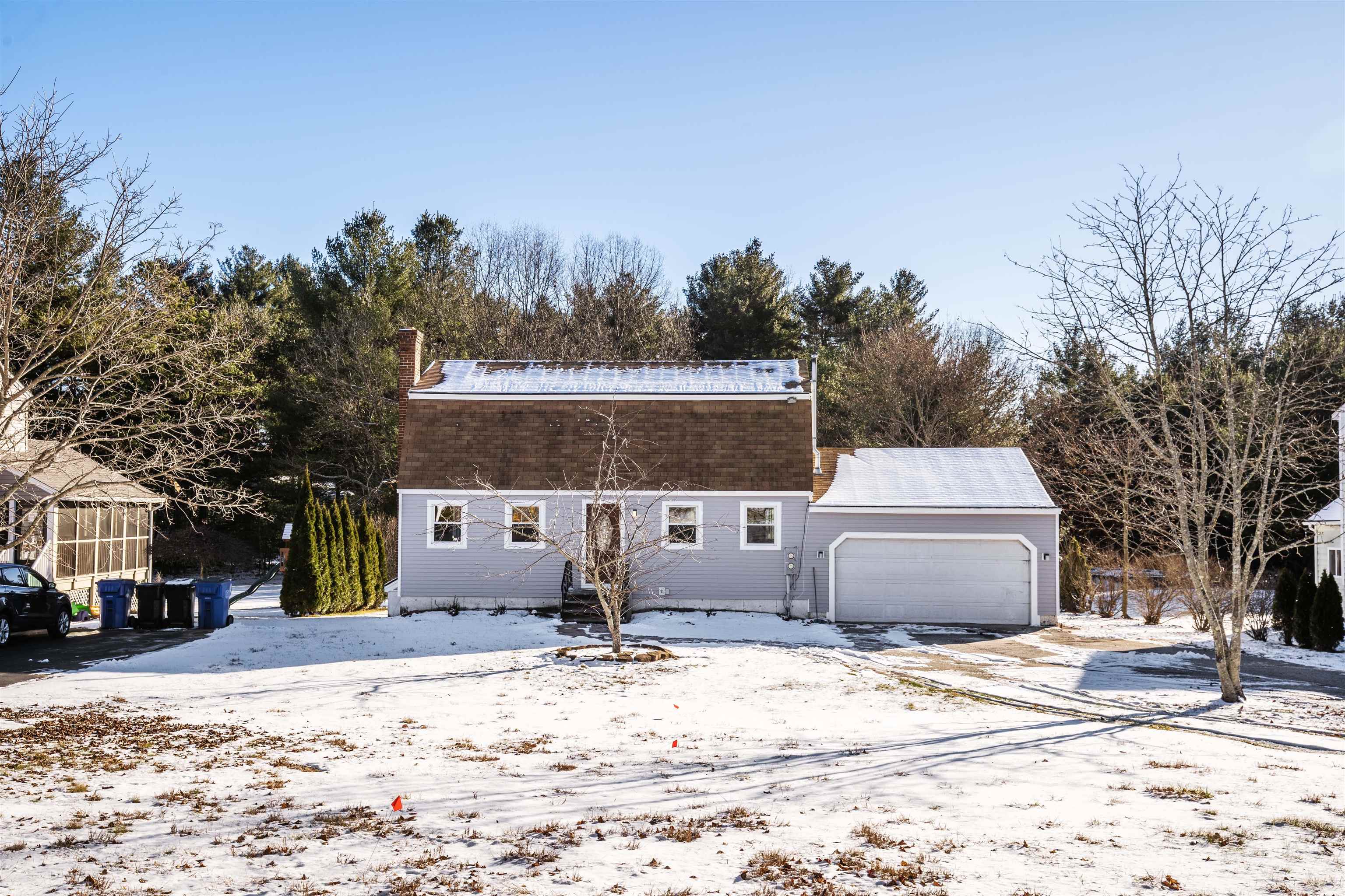 45 Charleston Ave, Londonderry, NH 03053 MLS 4939010 Coldwell Banker