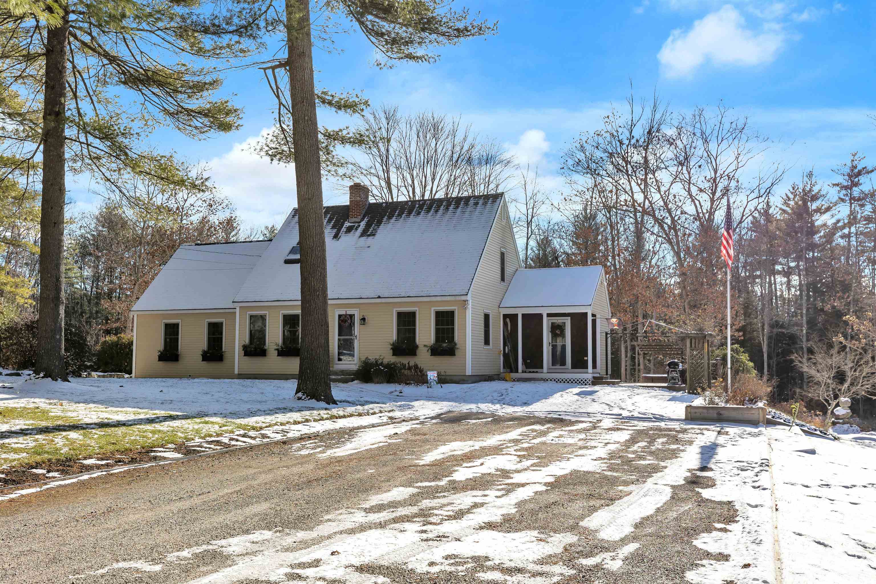 89 Pine Meadows Cir, Bennington, NH 03442 MLS 4940119 Coldwell Banker