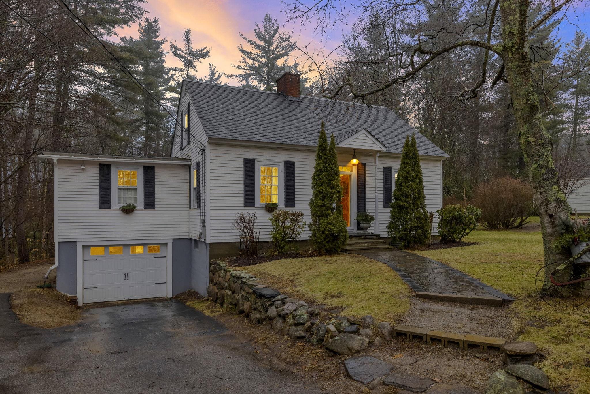 35 Logging Hill Rd, Bow, NH 03304 MLS 4940374 Coldwell Banker