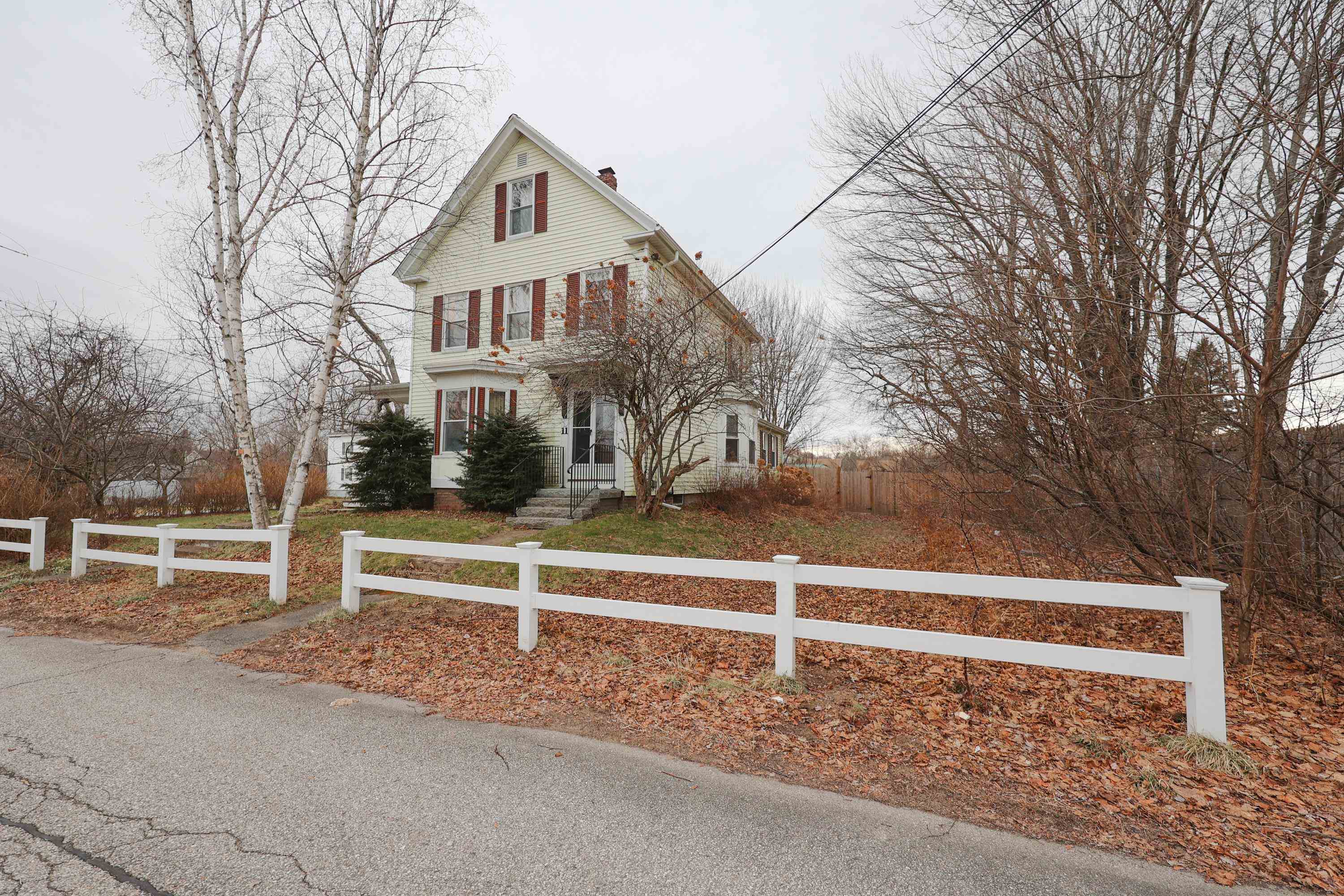 11 Lee St, Somersworth, NH 03878 MLS 4941022 Coldwell Banker