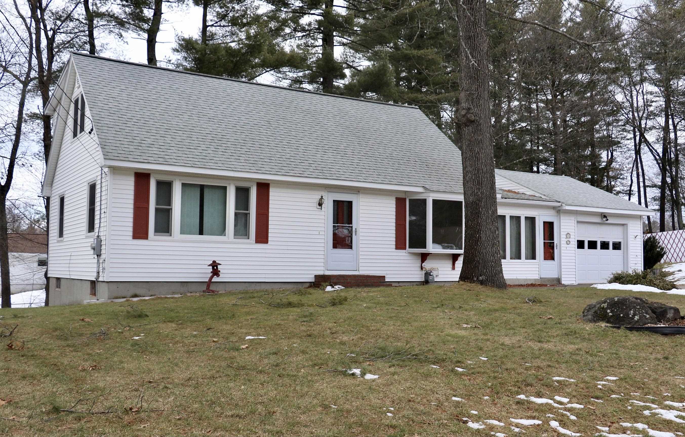 15 Cottonwood Dr, Hudson, NH 03051 MLS 4942123 Coldwell Banker