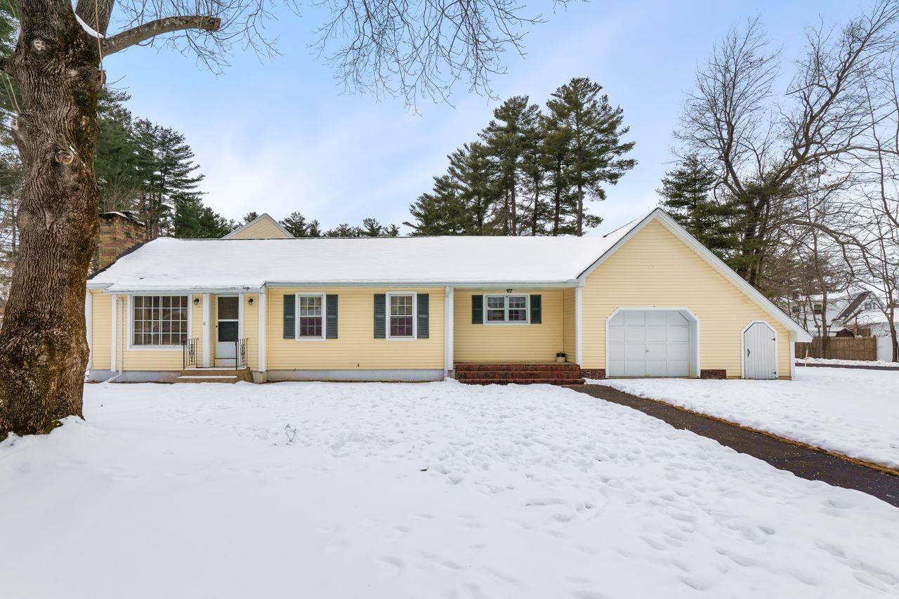 11 McElwain St, Merrimack, NH 03054 MLS 4944284 Coldwell Banker