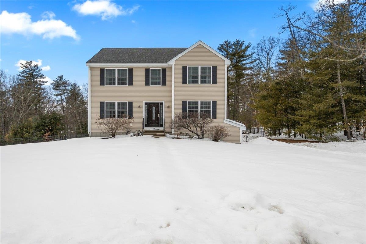 58 Waterford Dr, Sandown, NH 03873 MLS 4945164 Coldwell Banker