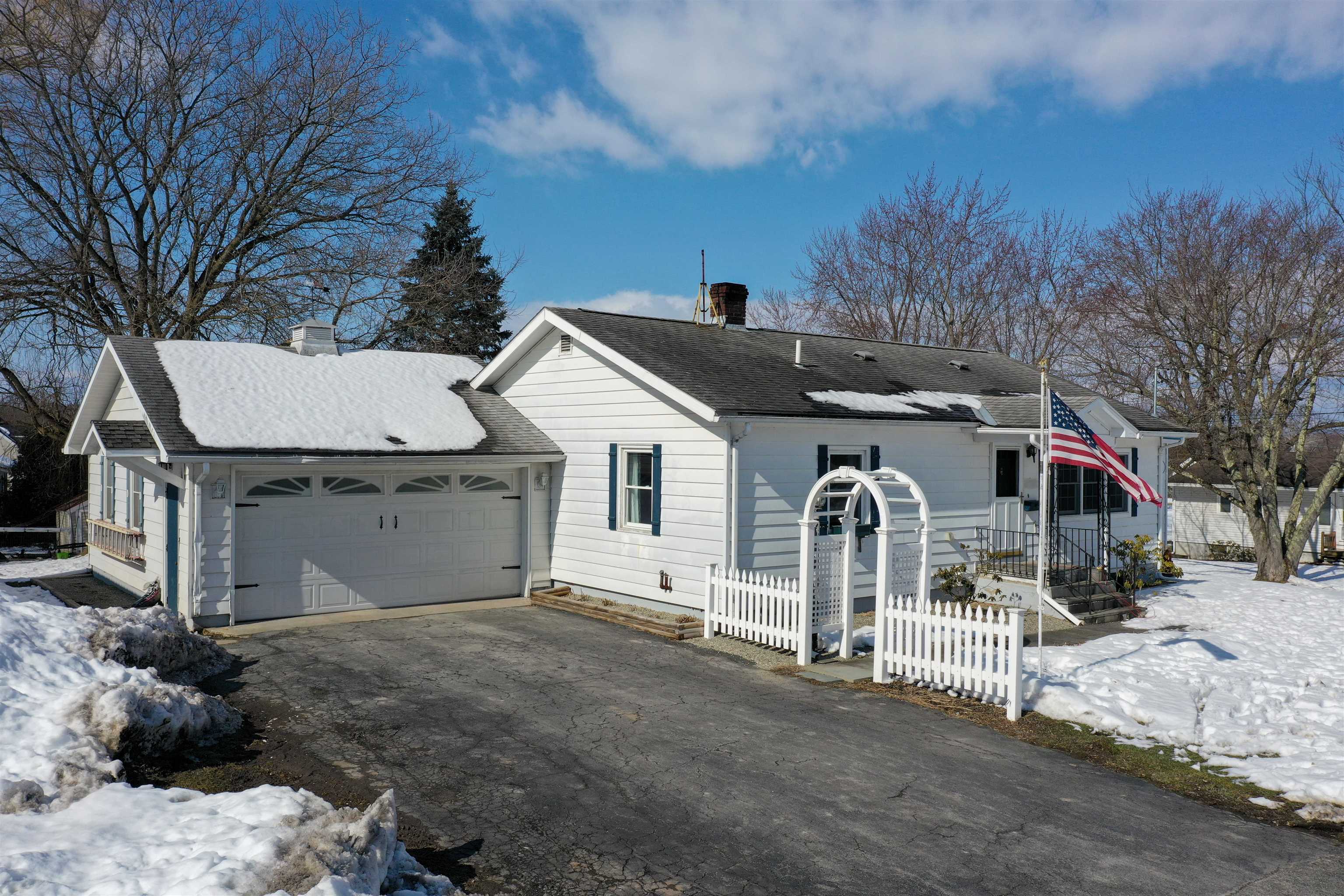 170 Green St, Vergennes, VT 05491 MLS 4946123 Coldwell Banker