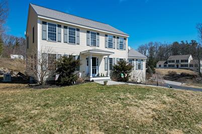 5 Carriage Hill Road - Photo 1