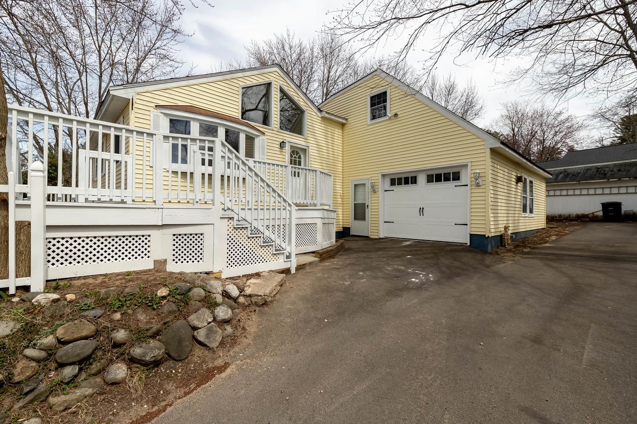 22 Wellman Ave, Nashua, NH 03064 MLS 4948689 Coldwell Banker