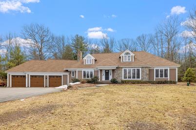 5 Longview Drive, Bow, NH 03304 - Photo 1