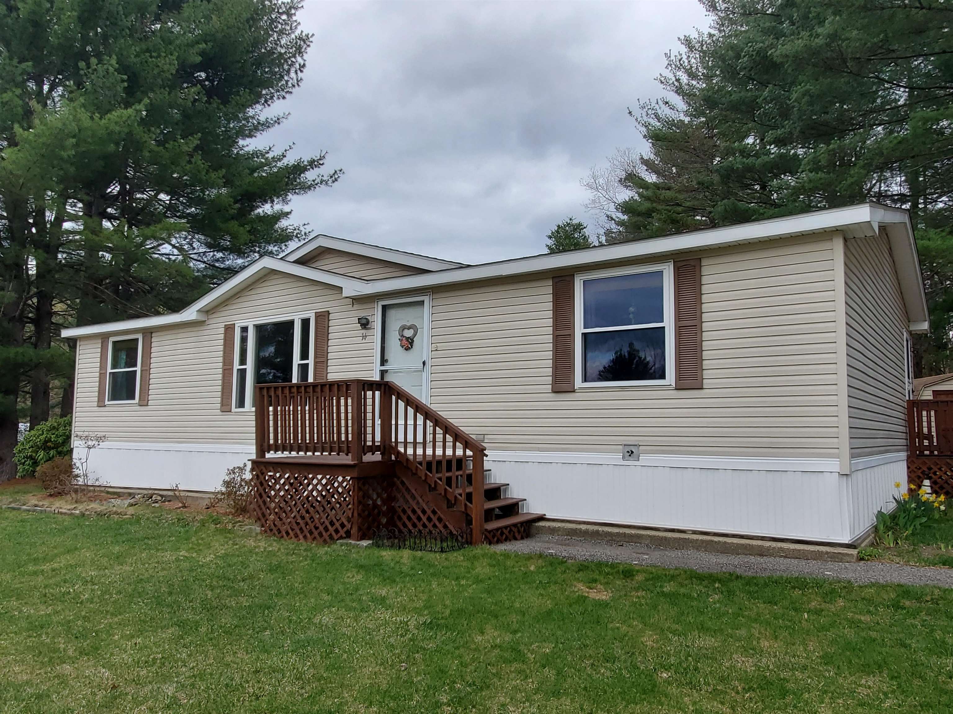 14 York St, Nashua, NH 03063 MLS 4949326 Coldwell Banker