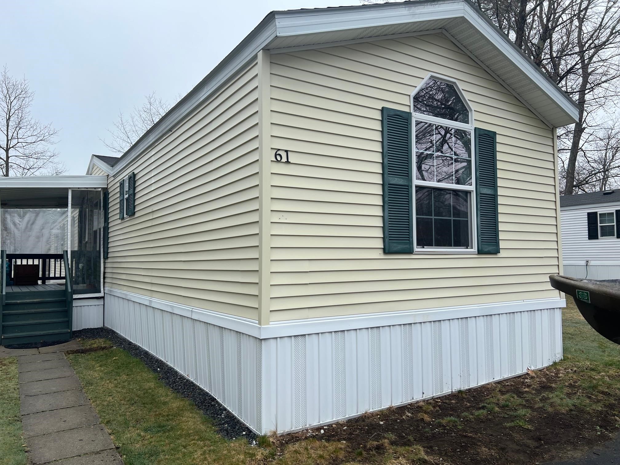 61 Colonial Village, Somersworth, NH 03878 MLS 4950504 Coldwell Banker