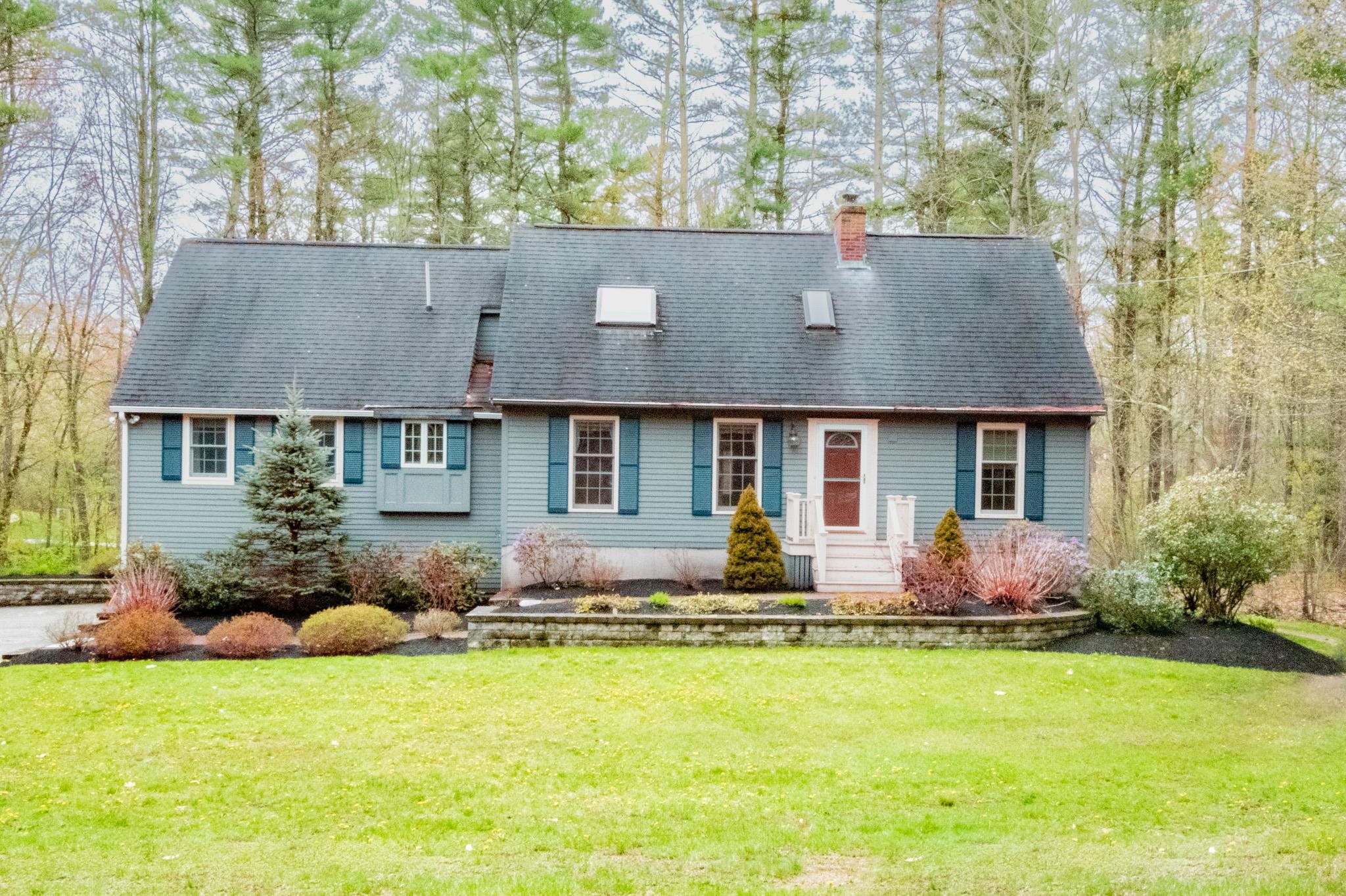 6 Karen Rd, Windham, NH 03087 MLS 4950968 Coldwell Banker