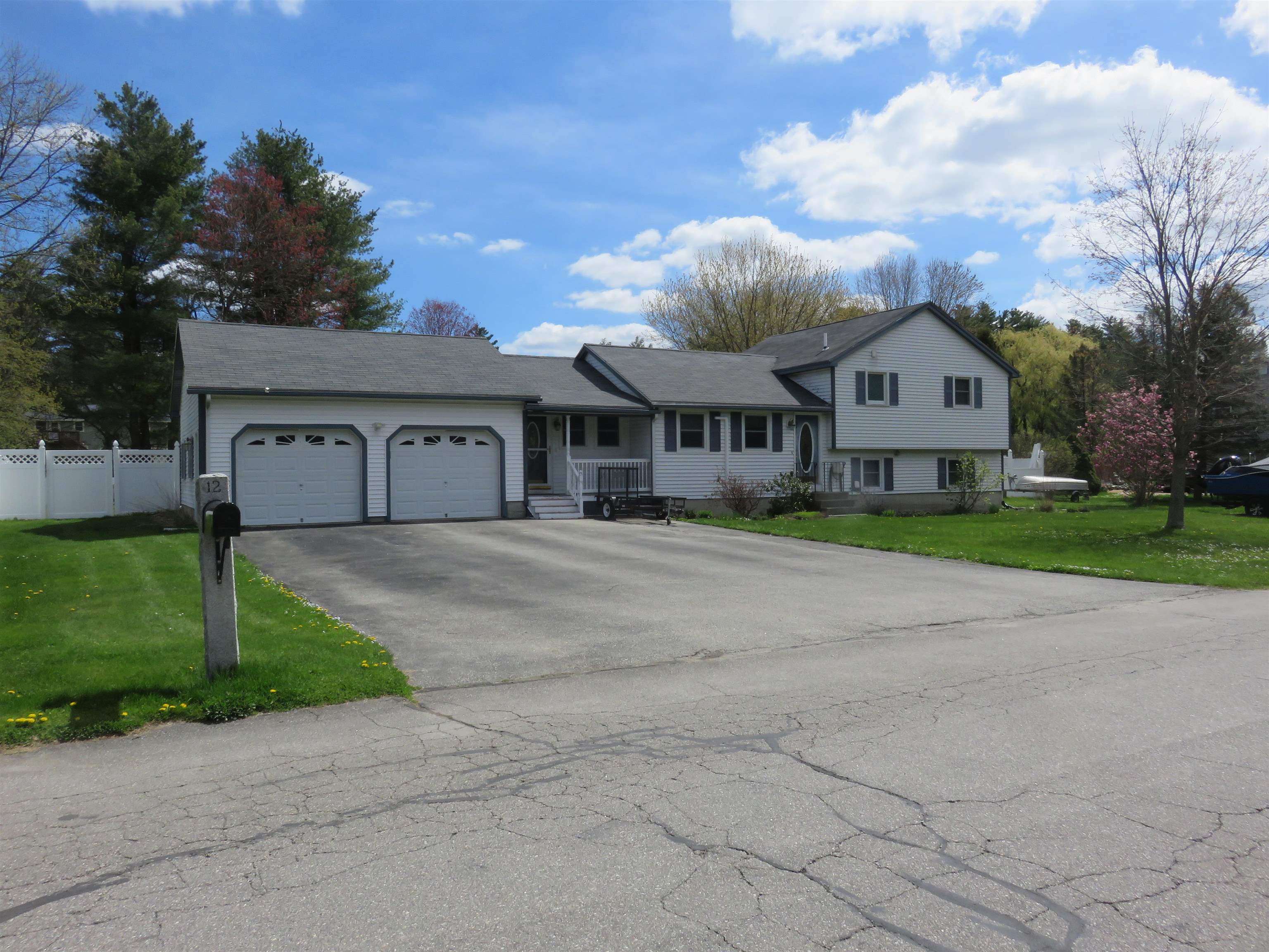 12 Clay St, Merrimack, NH 03054 MLS 4950996 Coldwell Banker