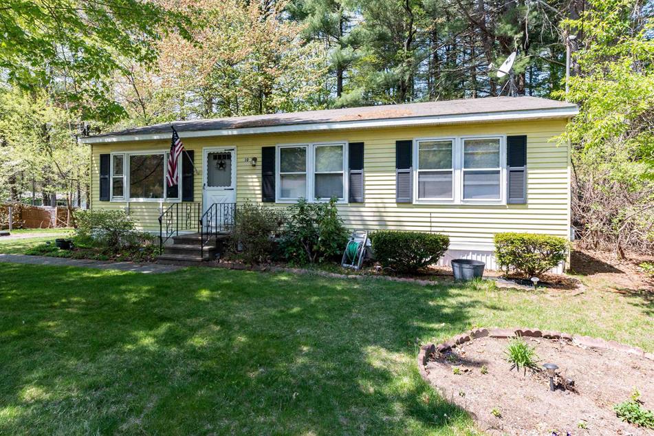 10 Baltimore Rd, Nashua, NH 03062 MLS 4952147 Coldwell Banker