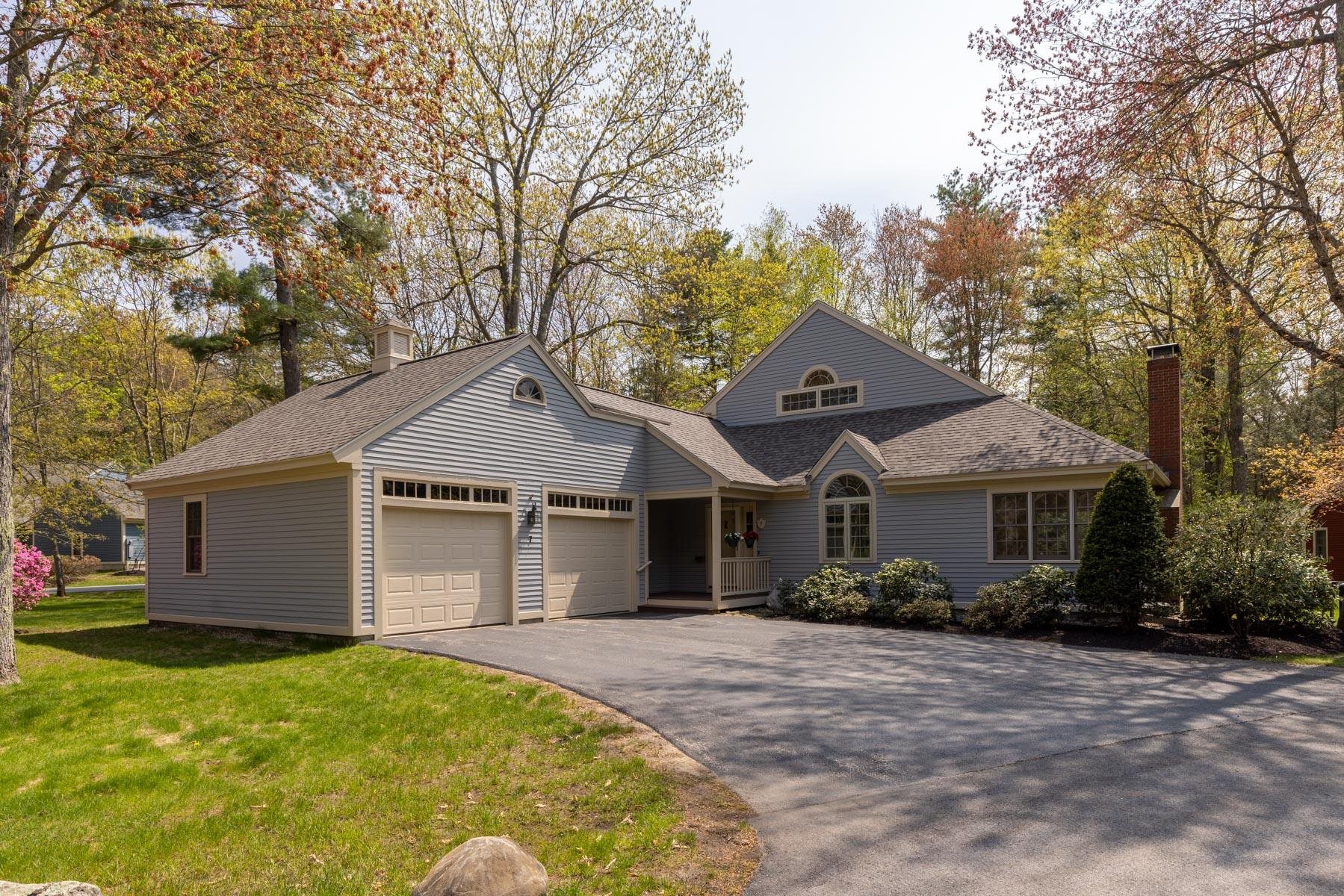 7 Peninsula Dr, Stratham, NH 03885 MLS 4952619 Coldwell Banker