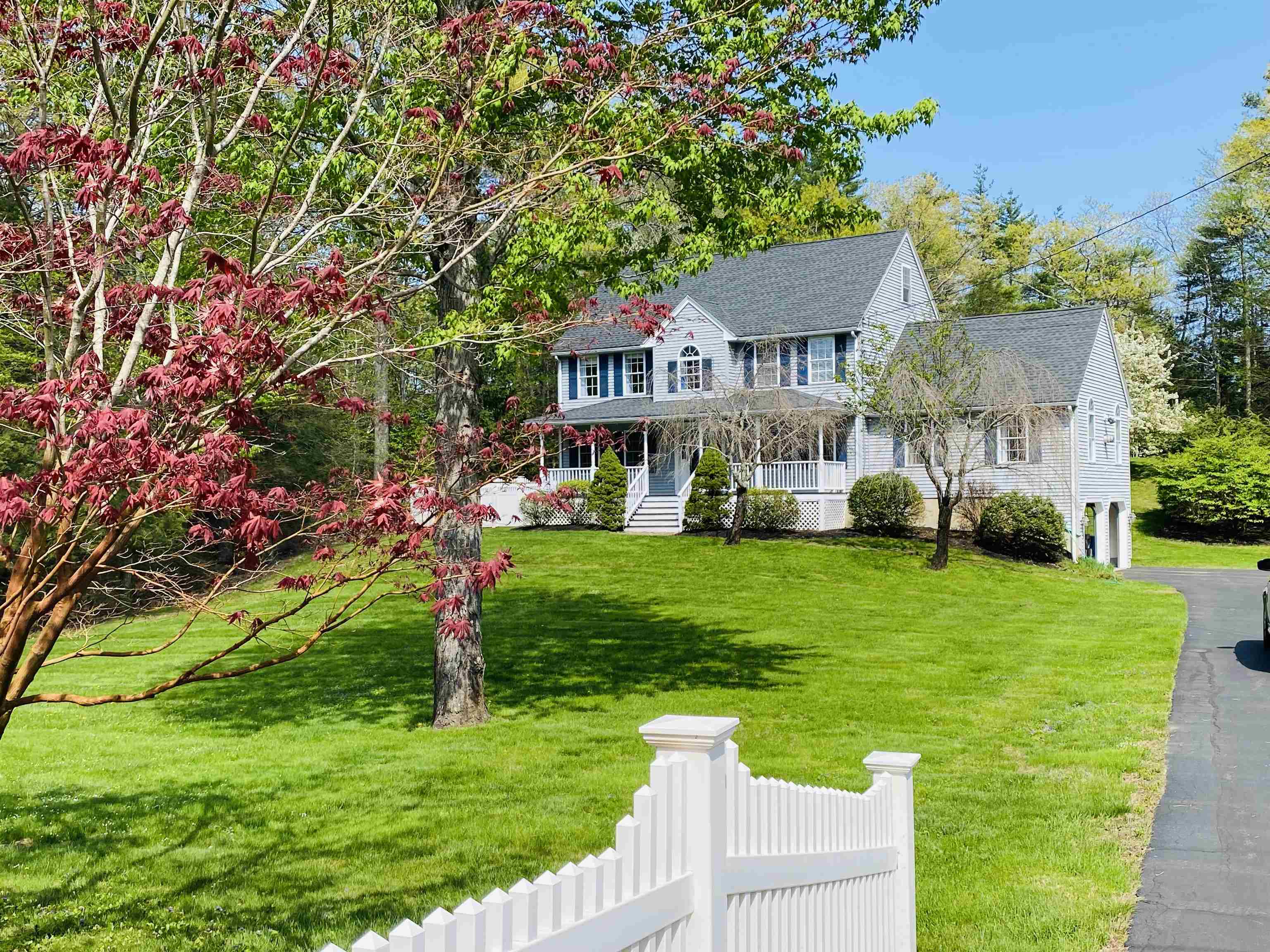 5 Diane Ln, Sandown, NH 03873 MLS 4952755 Coldwell Banker