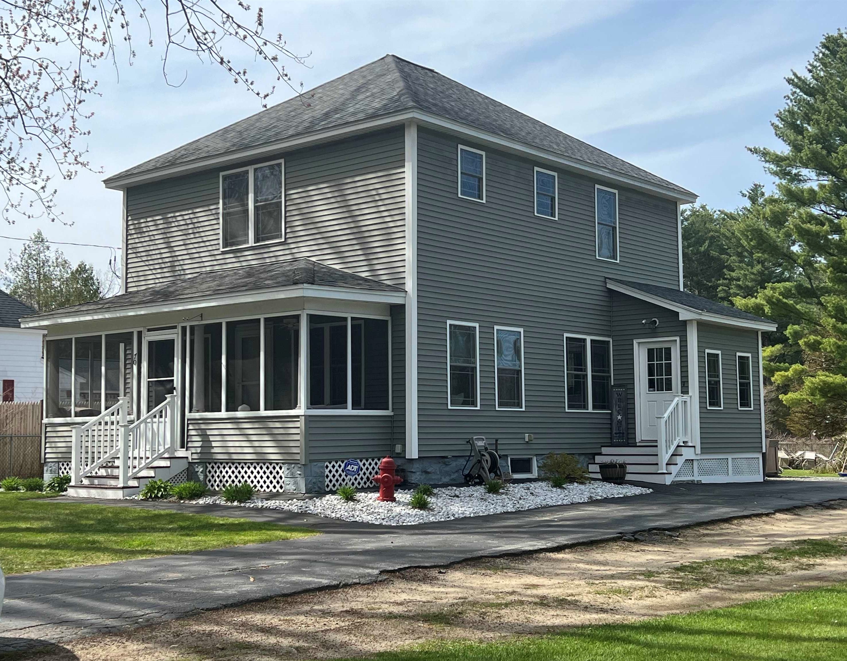 70 School St, Salem, NH 03079 MLS 4952997 Coldwell Banker