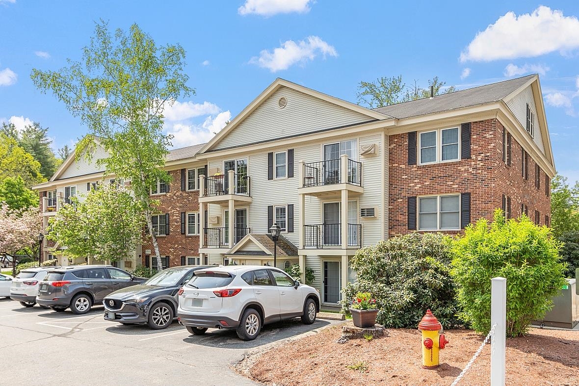 13 Northbrook Dr 1310, Manchester, NH 03102 MLS 4953019 Coldwell