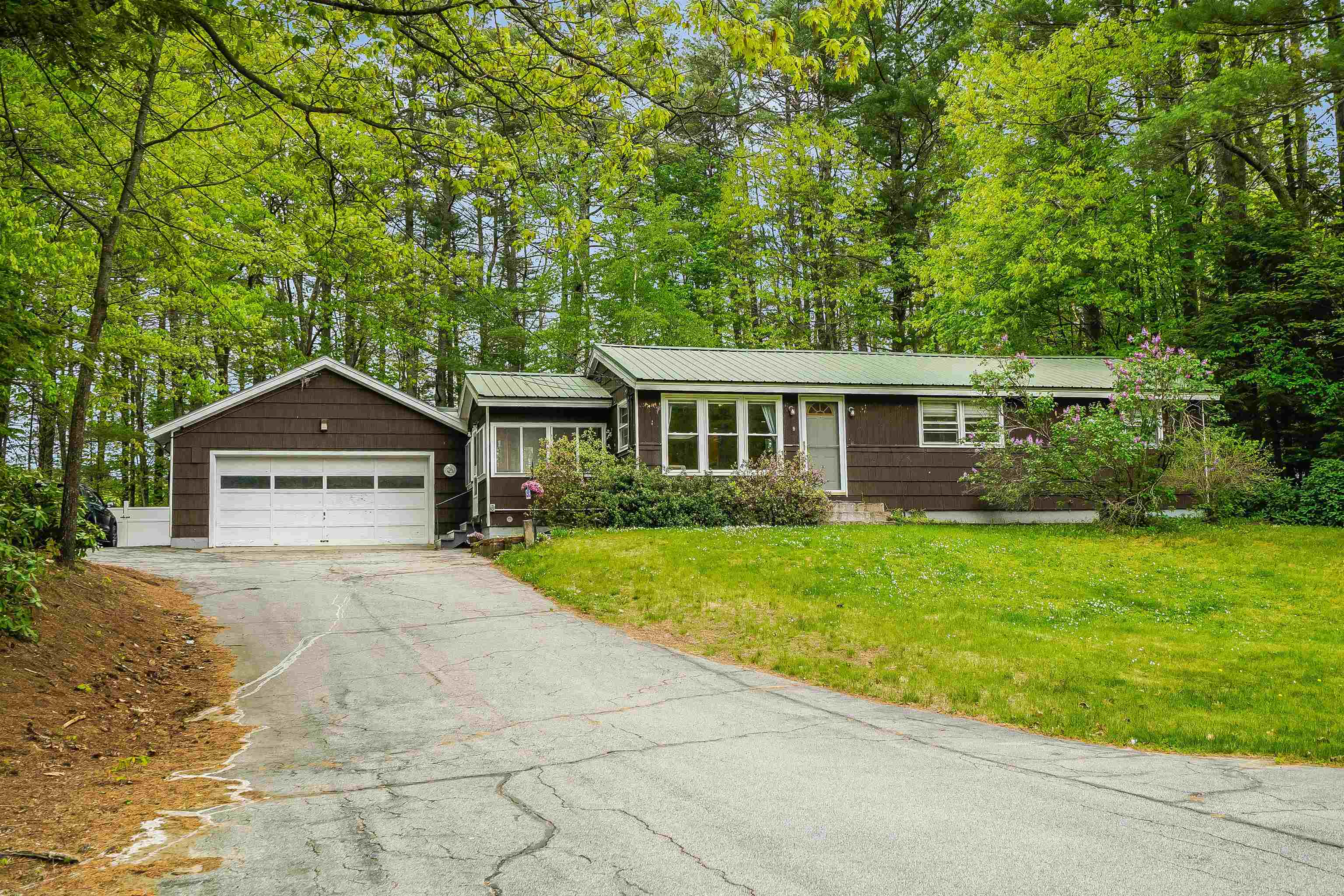 9 Woodhill Rd, Bow, NH 03304 MLS 4953272 Coldwell Banker