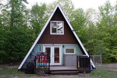 159 Dearborn Road, Wakefield, NH 03830 - Photo 1