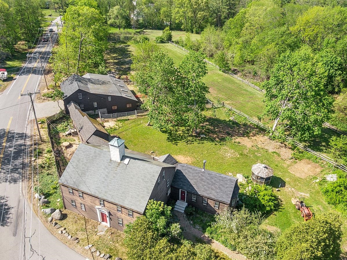 153 Exeter Rd, Hampton Falls, NH 03844 MLS 4953654 Coldwell Banker