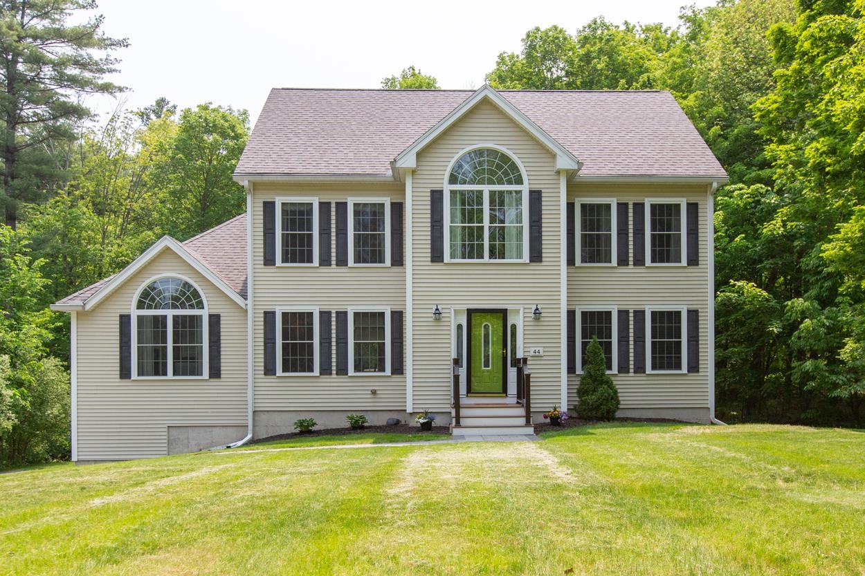 44 Old Gage Hill Rd, Pelham, NH 03076 MLS 4954804 Coldwell Banker