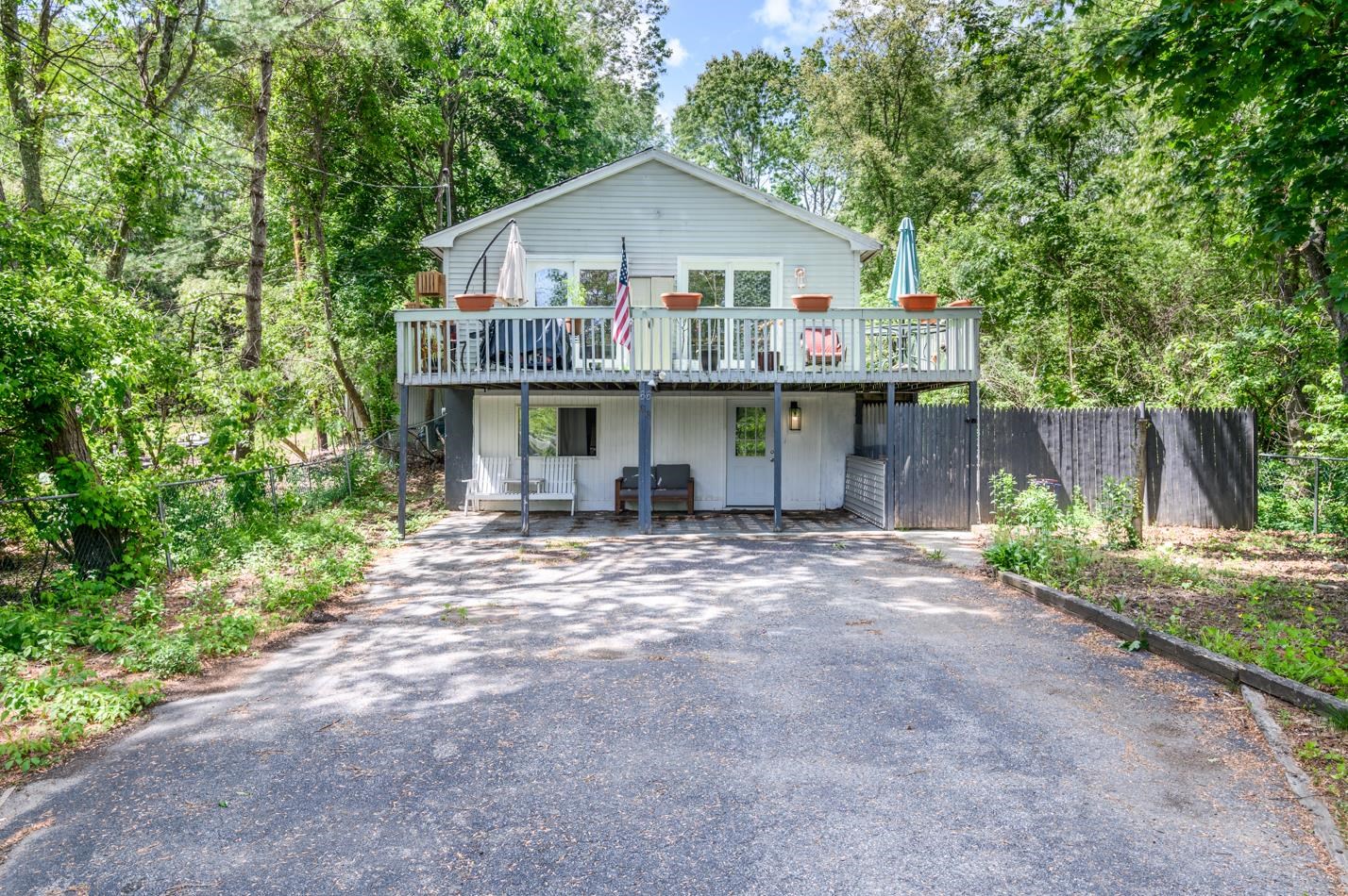 66 Grove Ave, Salem, NH 03079 MLS 4955082 Coldwell Banker