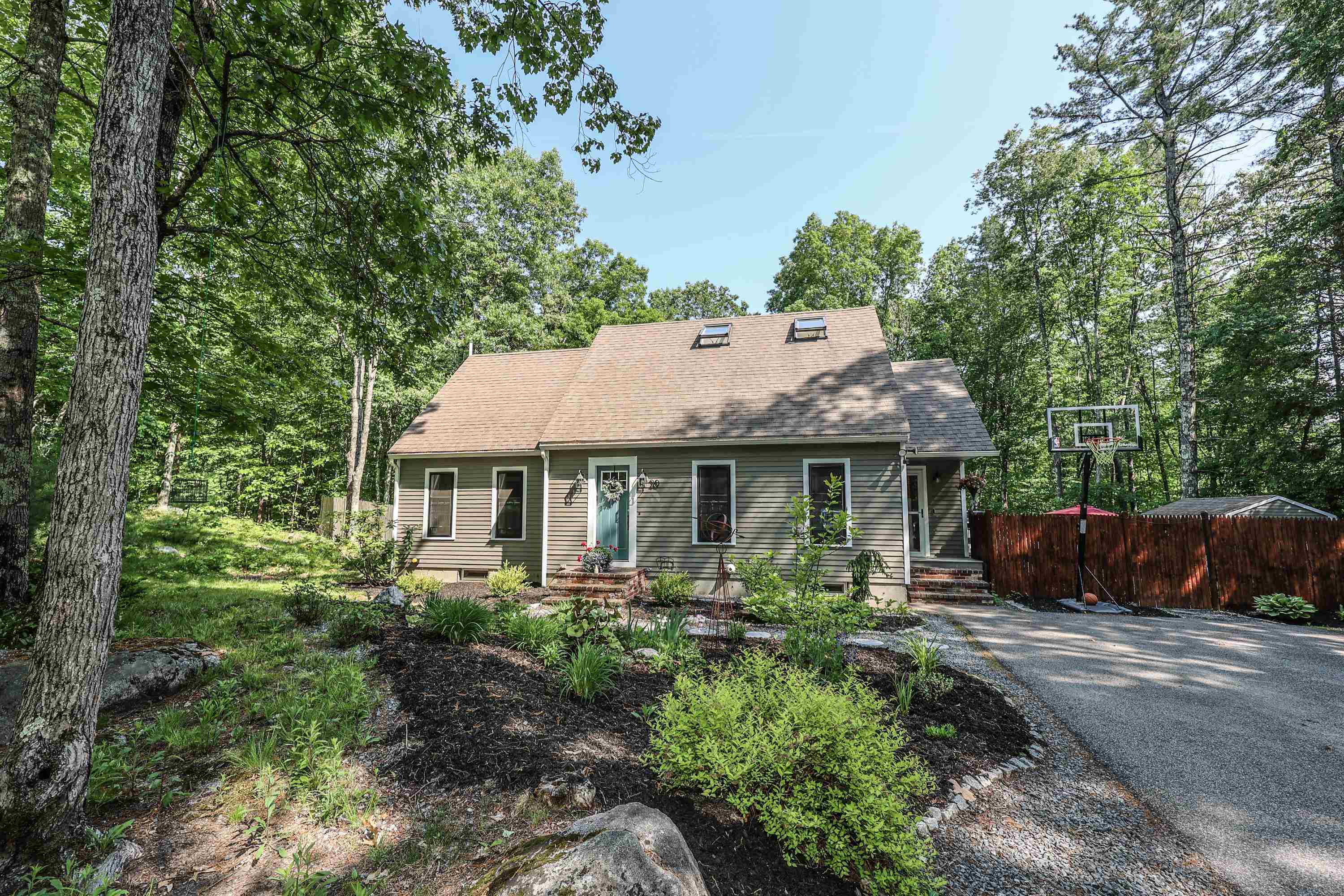 20 Lane Rd, Raymond, NH 03077 MLS 4955316 Coldwell Banker