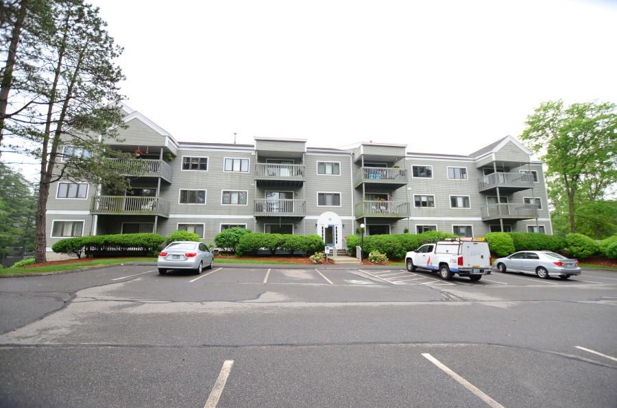 12 Ledgewood Hills Dr 101, Nashua, NH 03062 MLS 4957012 Coldwell