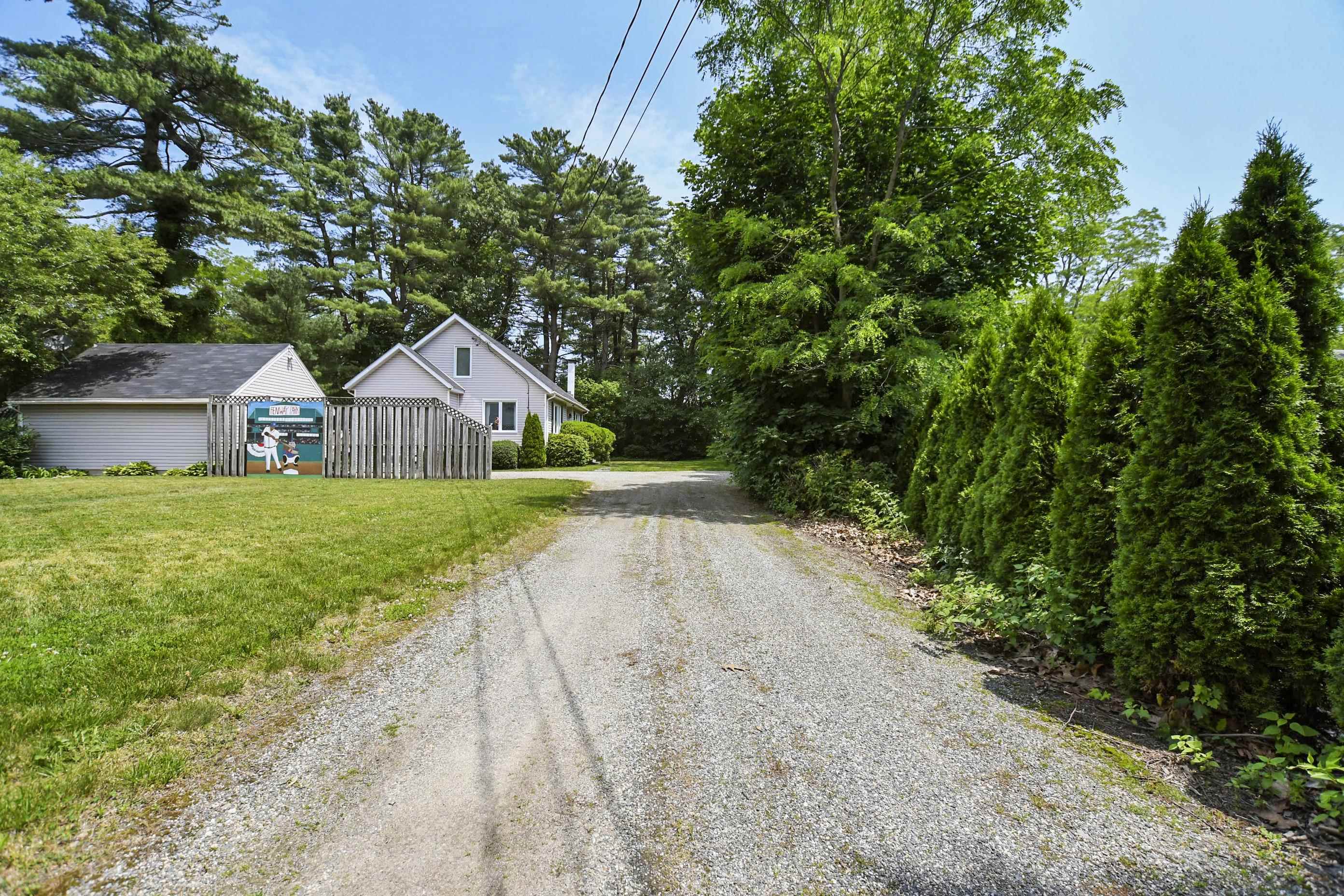 40 Dearborn Ave, Seabrook, NH 03874 MLS 4957951 Coldwell Banker