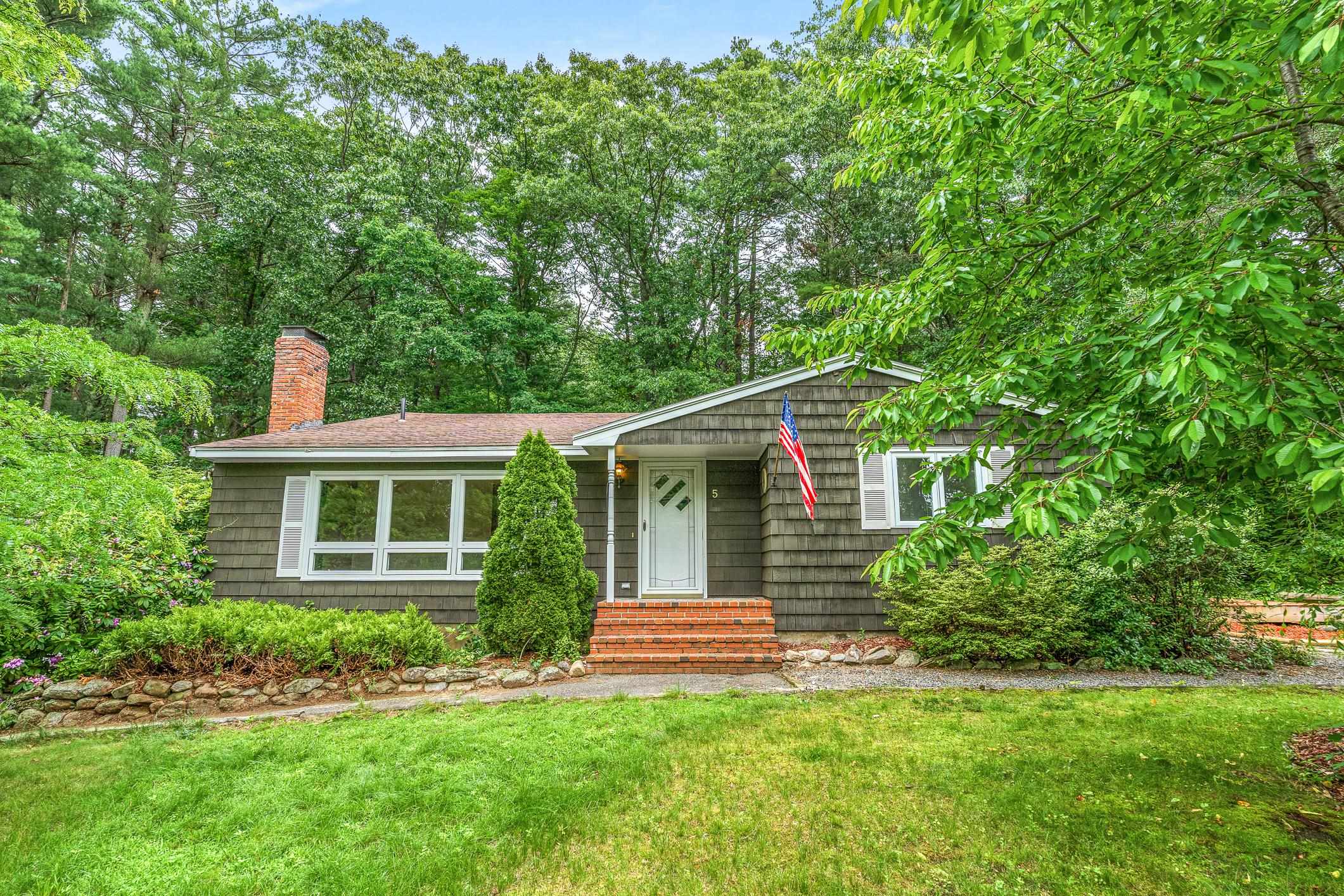 5 Hilltop Rd, Plaistow, NH 03865 MLS 4958264 Coldwell Banker