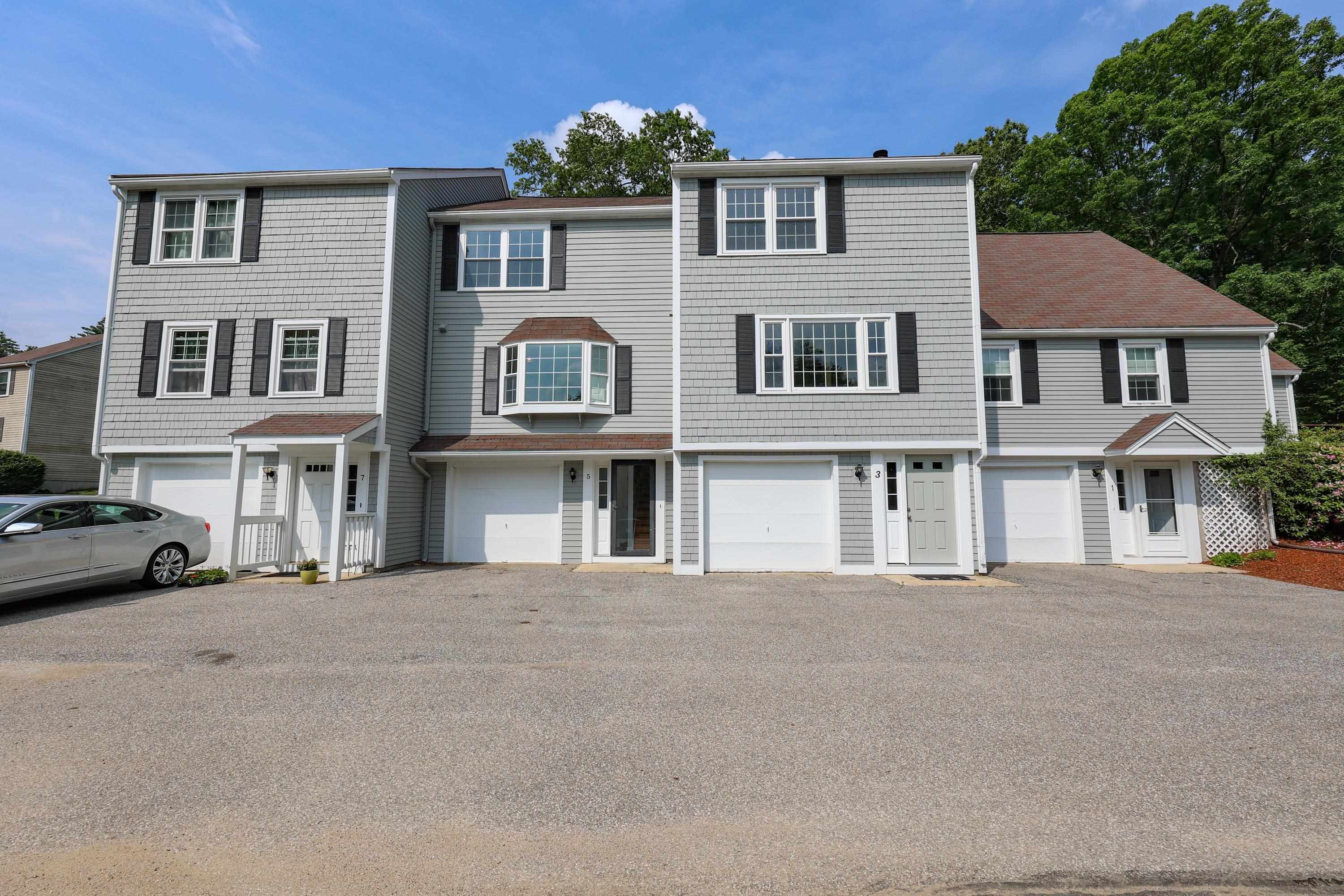 5 Blossom Ln, Merrimack, NH 03054 MLS 4958736 Coldwell Banker