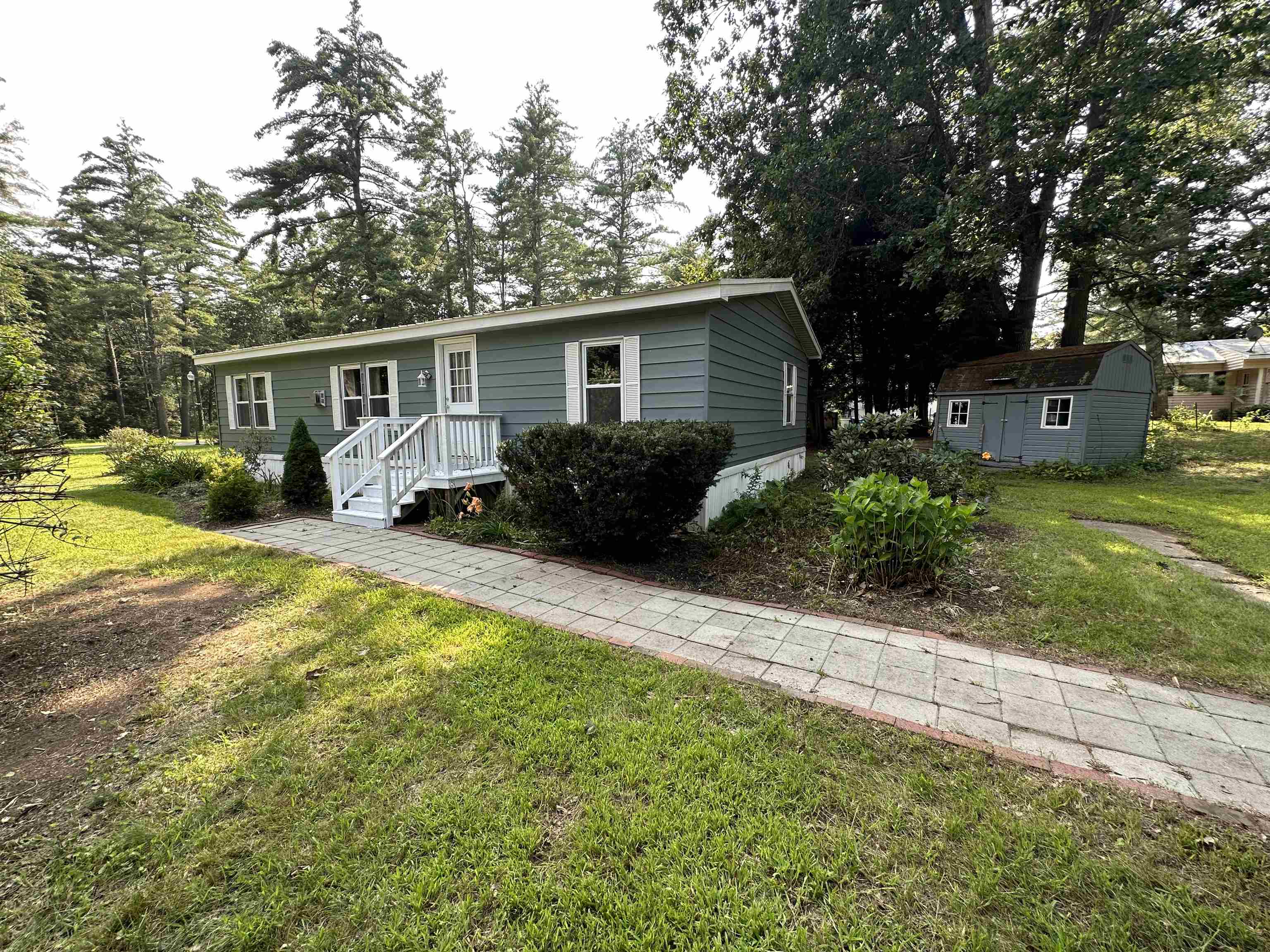 10 Lance Ln, Epsom, NH 03234 MLS 4959402 Coldwell Banker